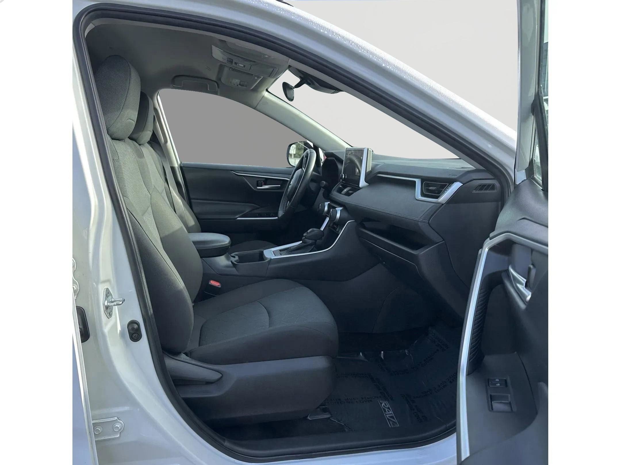 2024 Toyota RAV4 XLE AWD