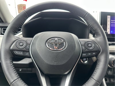2023 Toyota RAV4 XLE AWD