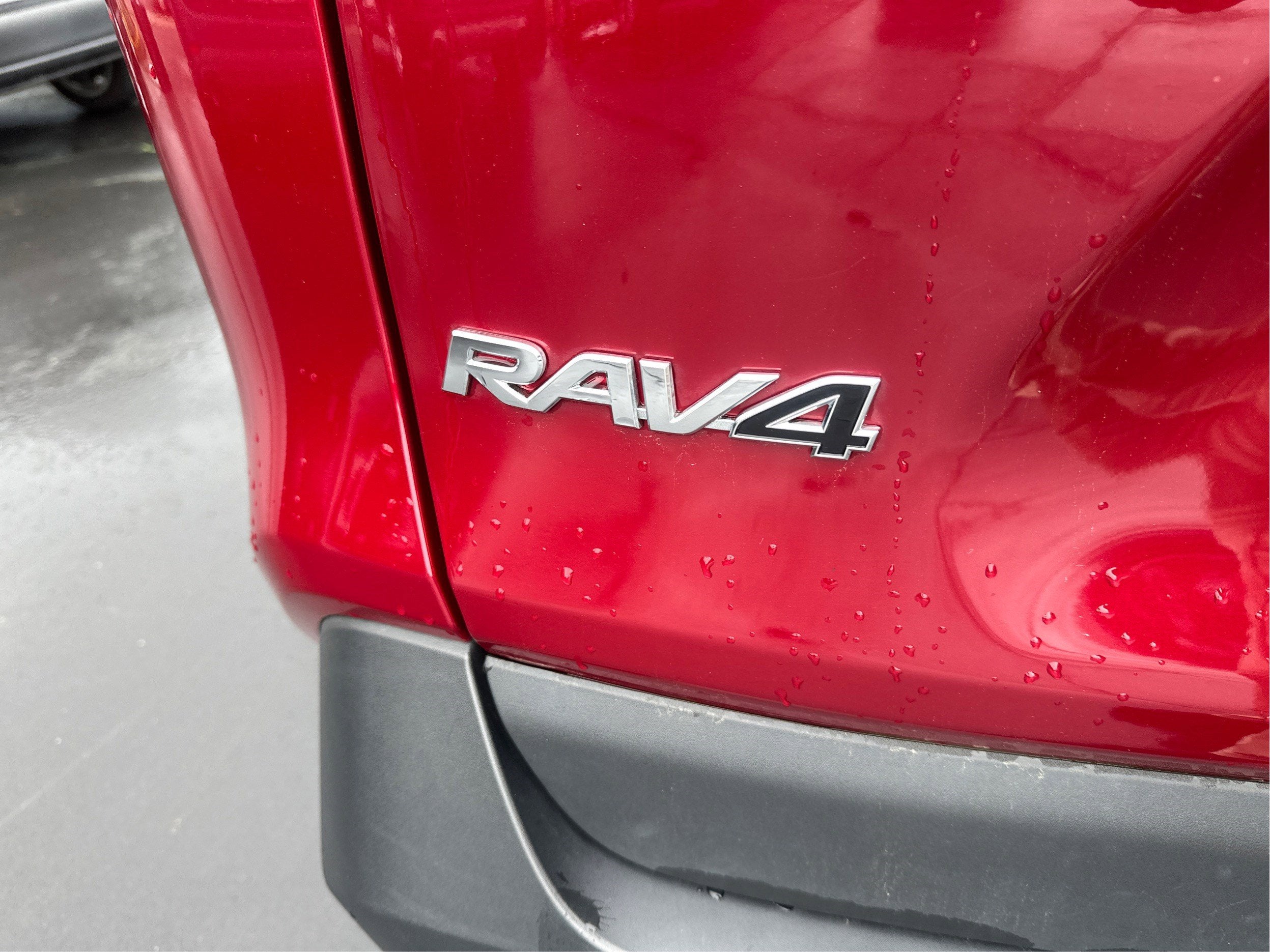 2023 Toyota RAV4 XLE AWD