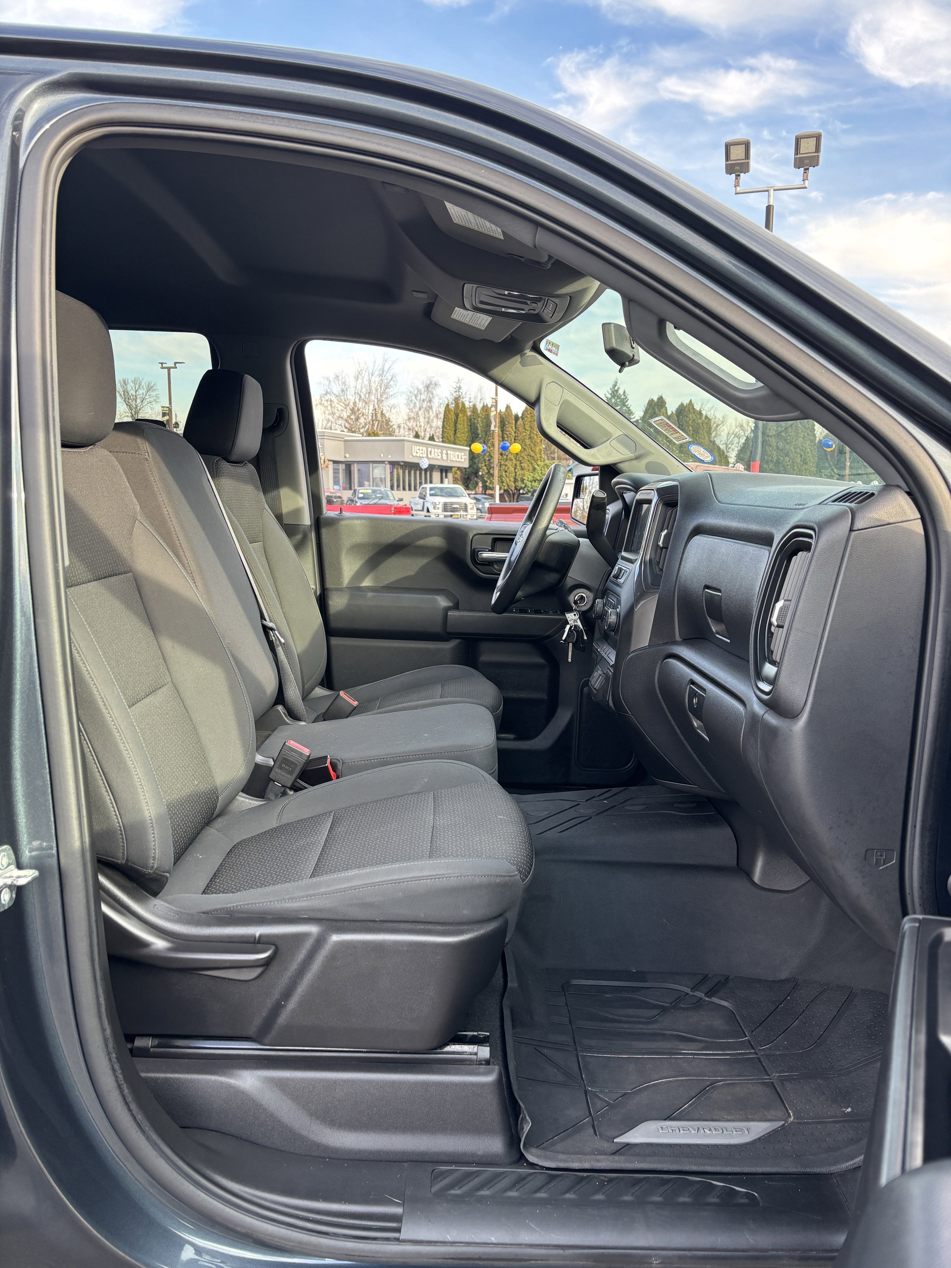 2020 Chevrolet Silverado 1500 Custom