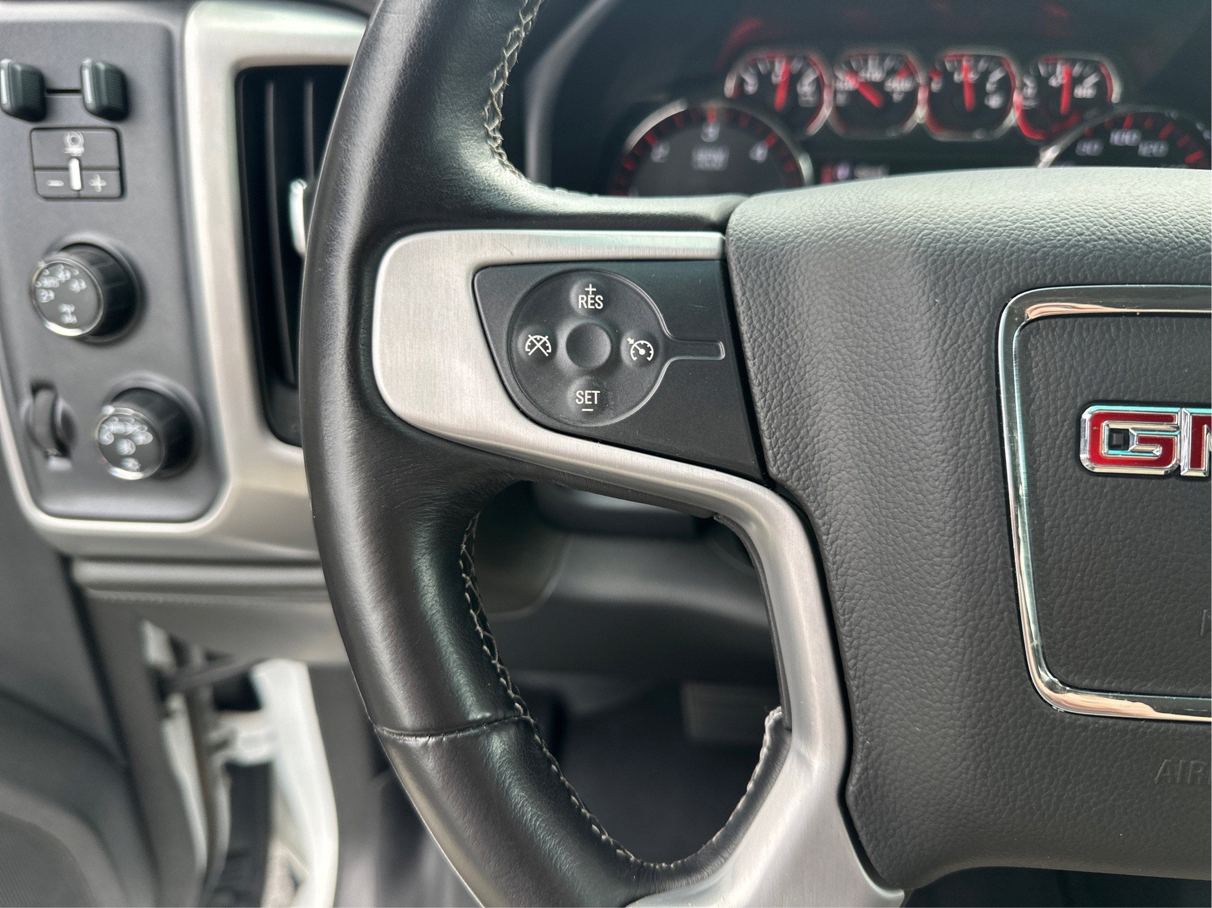 2015 GMC Sierra 1500 SLE
