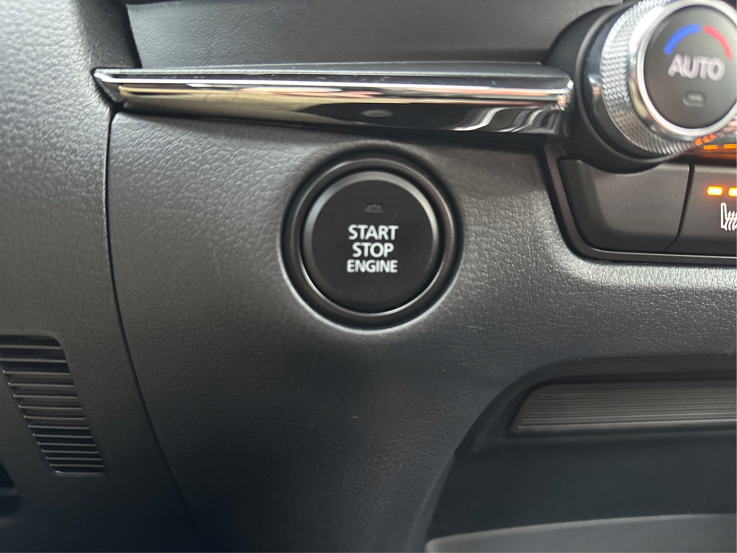 2025 Mazda Mazda CX-30 2.5 S Carbon Edition AWD