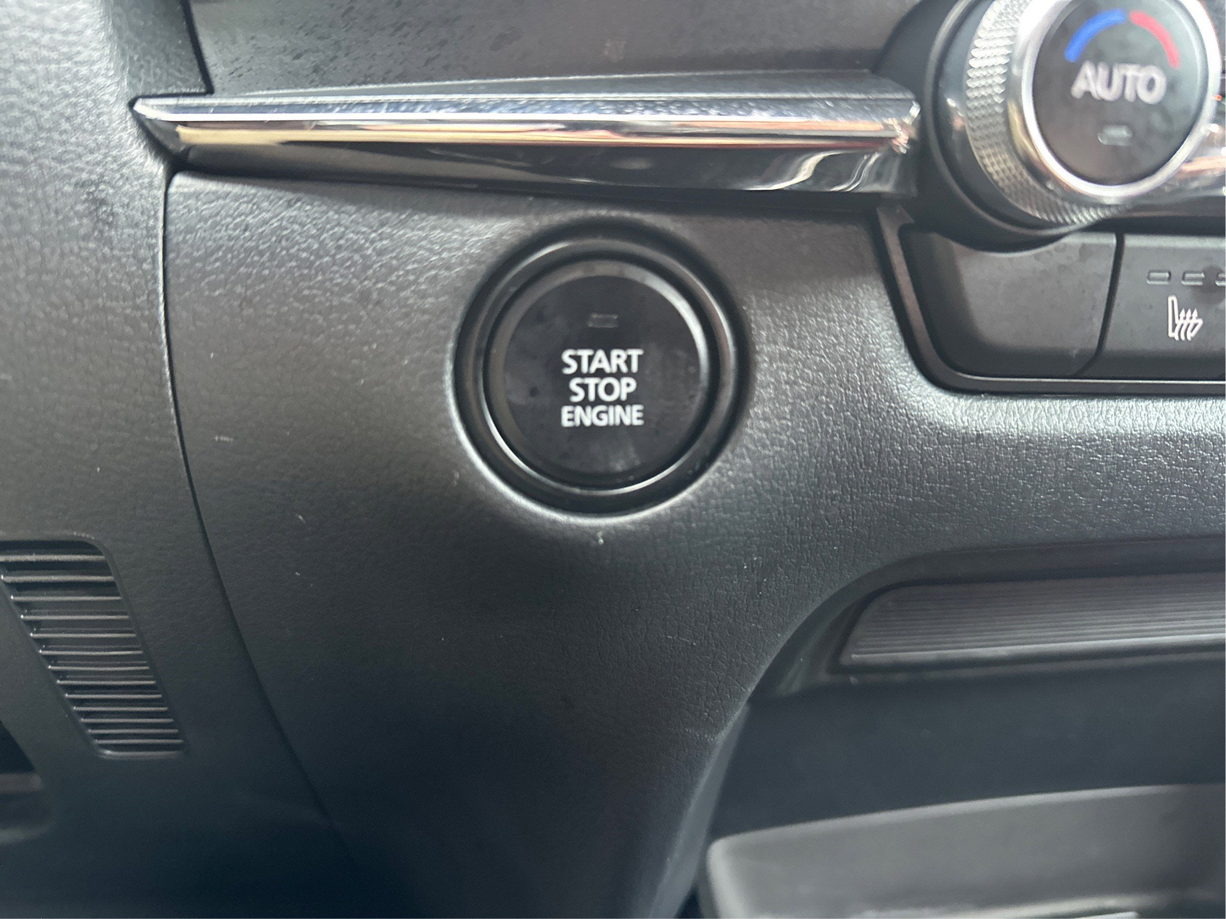 2025 Mazda Mazda CX-30 2.5 S Carbon Edition AWD