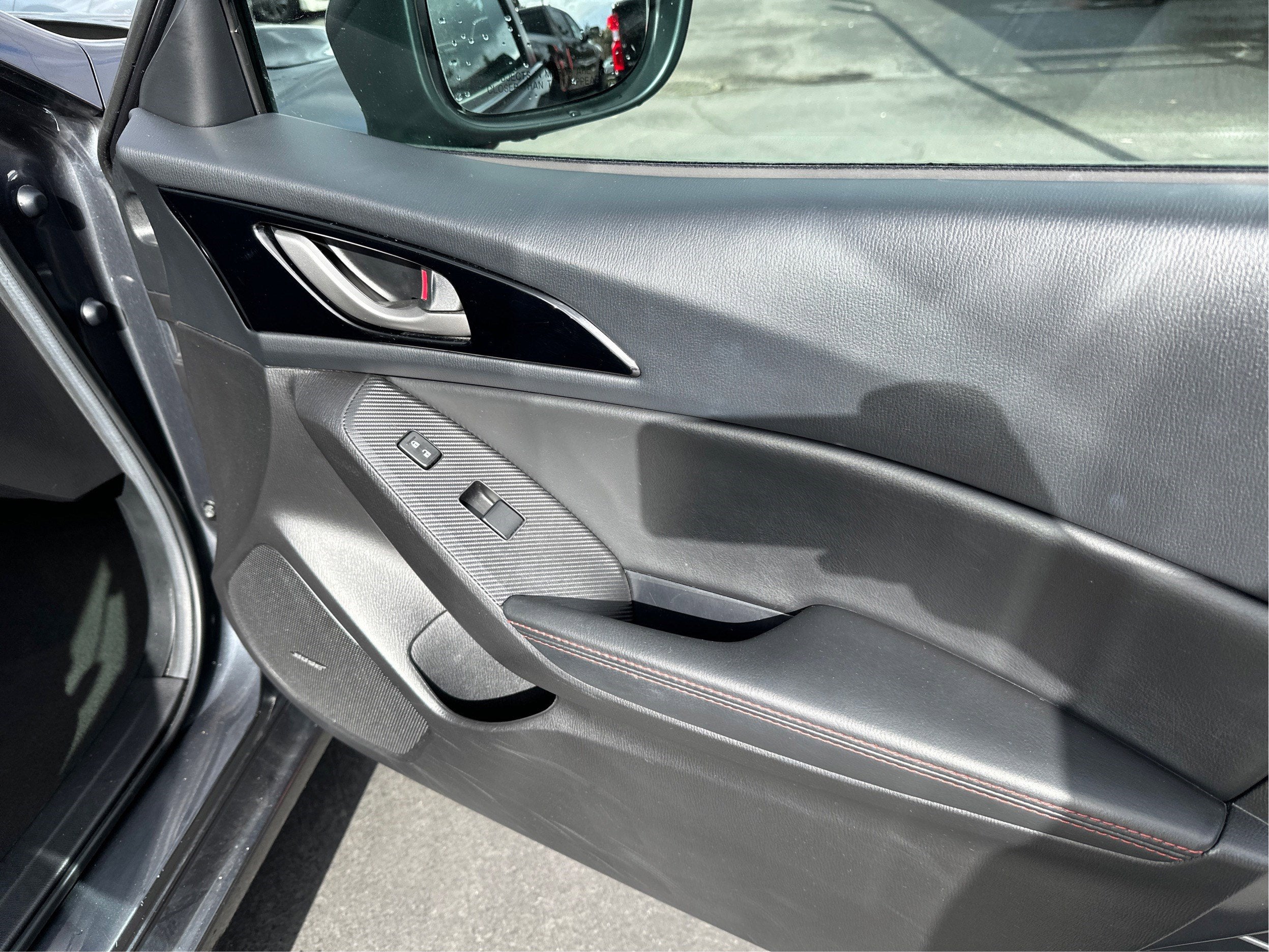 2016 Mazda Mazda3 i Grand Touring