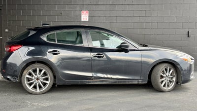 2018 Mazda Mazda3 Touring Auto
