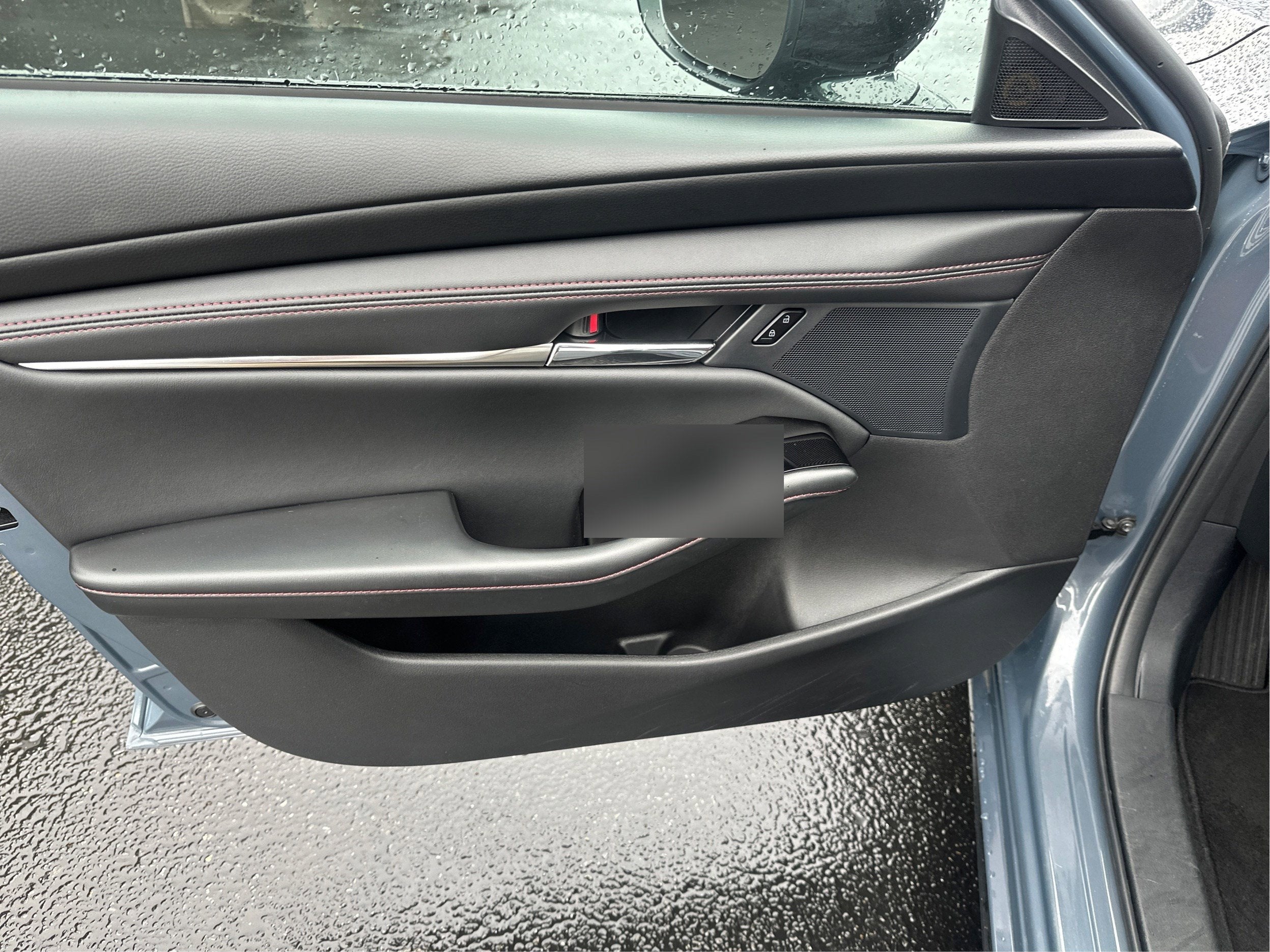 2025 Mazda Mazda3 Carbon Edition