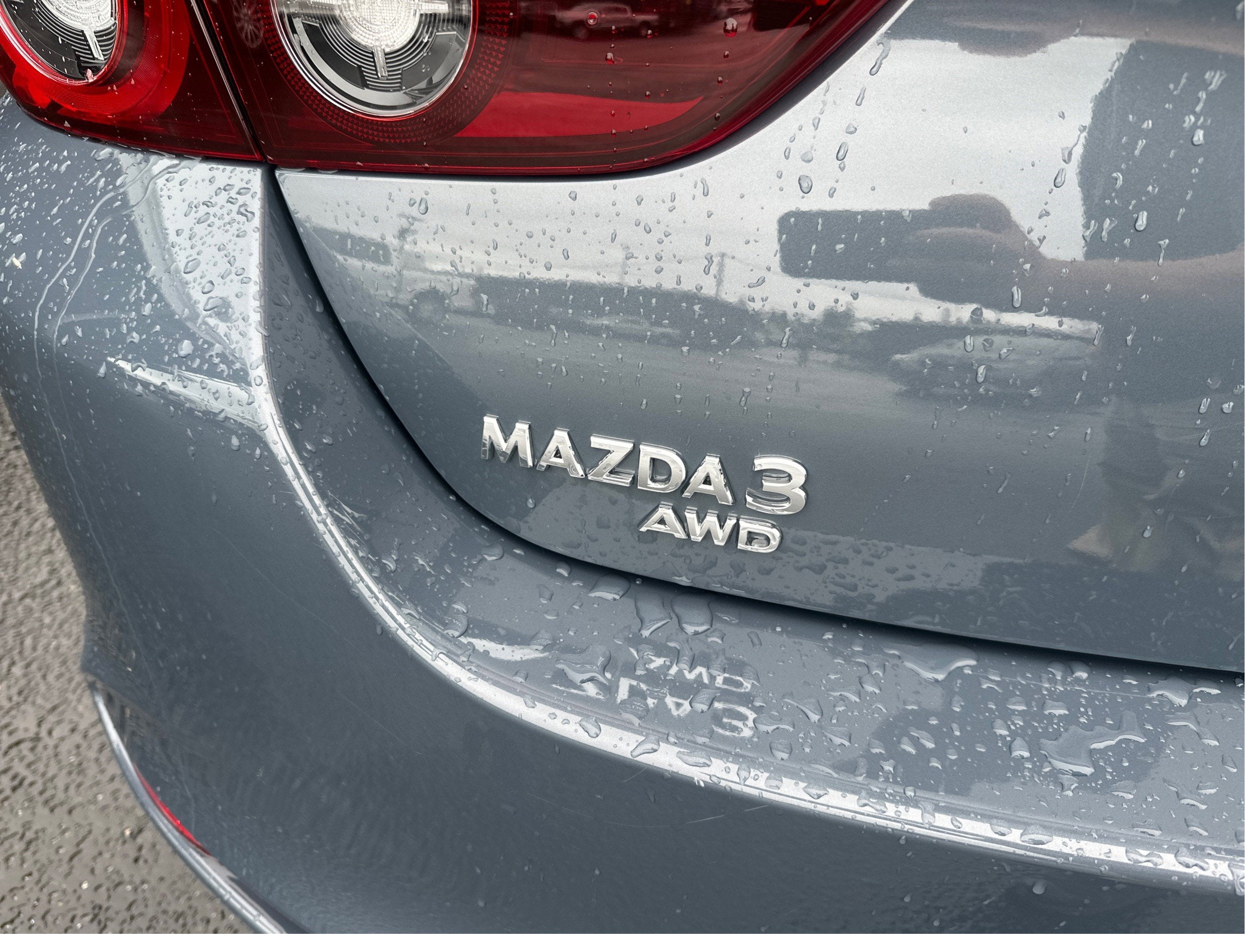 2025 Mazda Mazda3 Carbon Edition