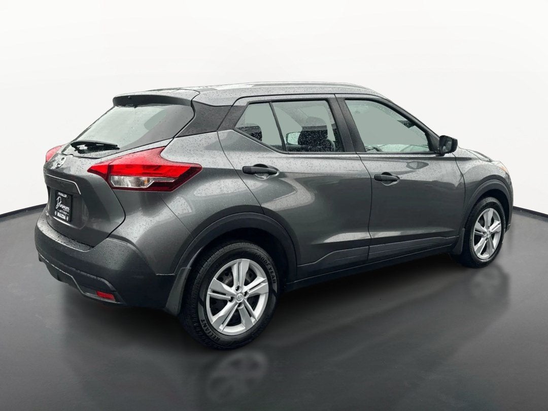2018 Nissan Kicks S