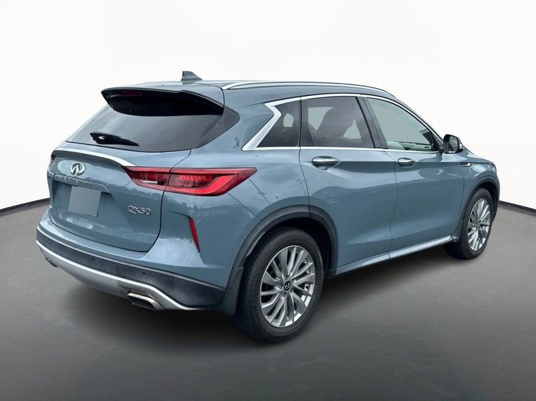 2023 INFINITI QX50 LUXE