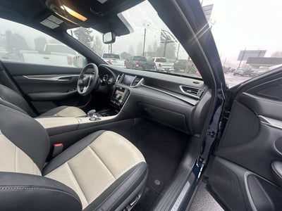 2023 INFINITI QX55 LUXE AWD