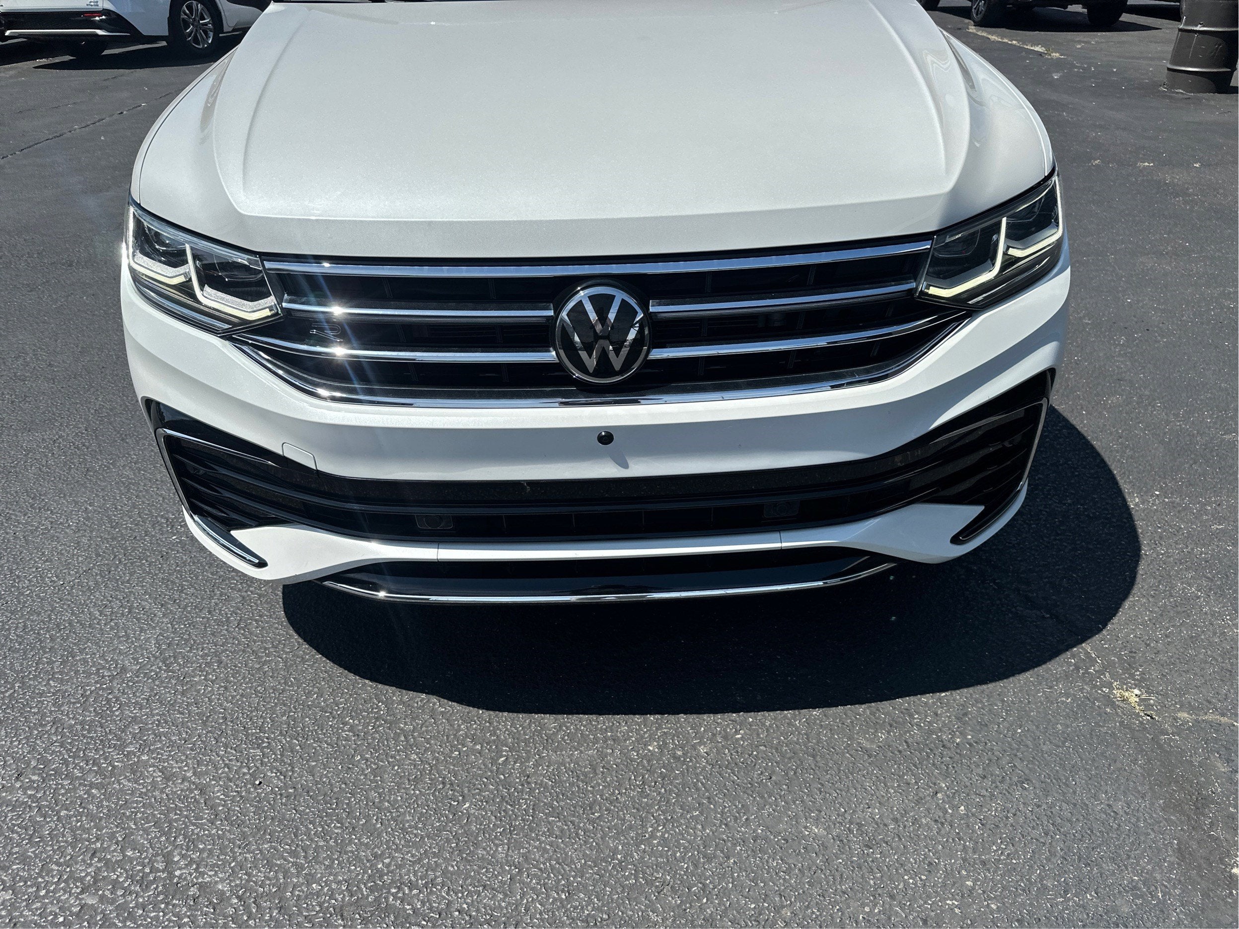 2023 Volkswagen Tiguan SEL R-Line