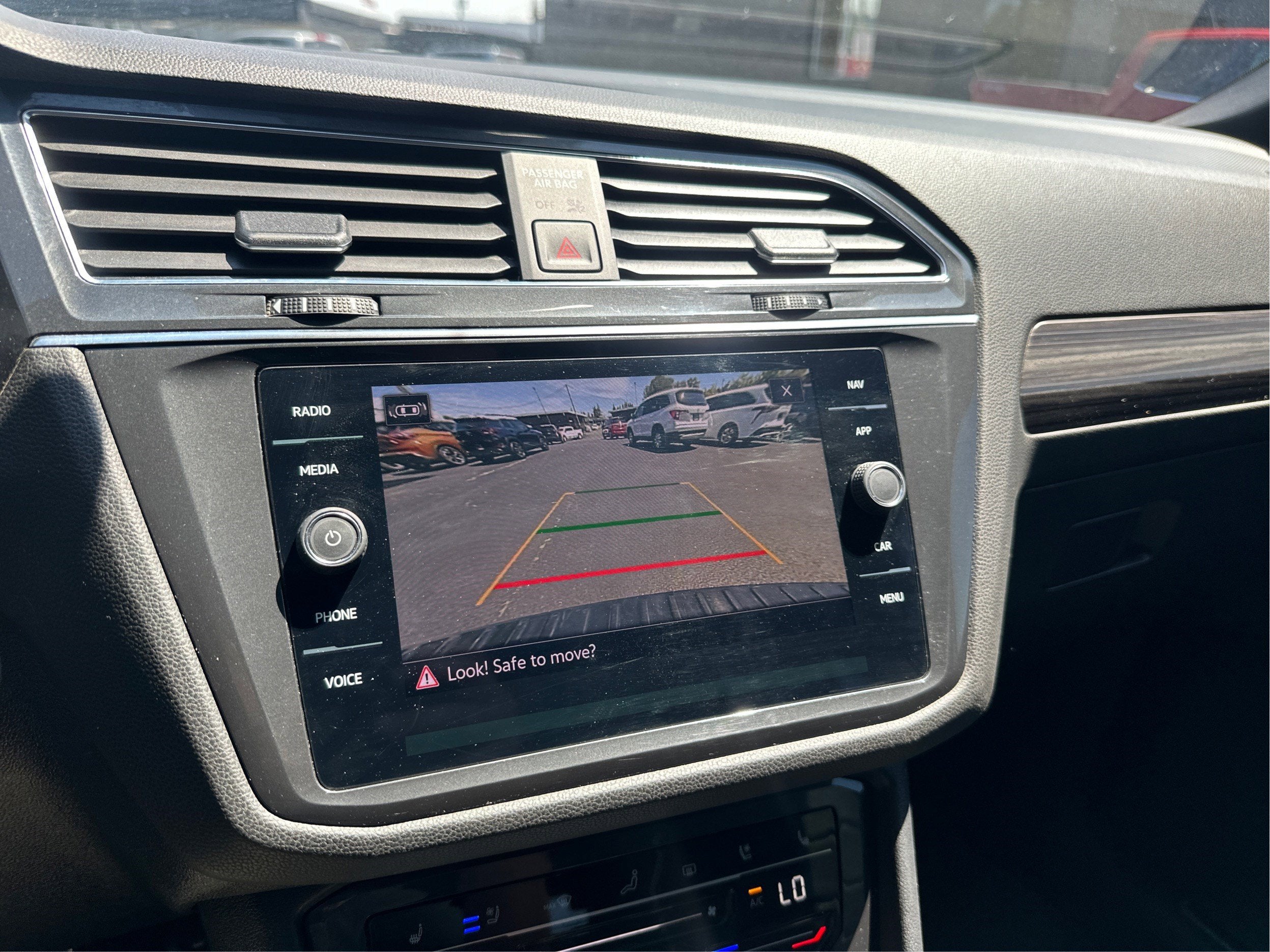 2023 Volkswagen Tiguan SEL R-Line