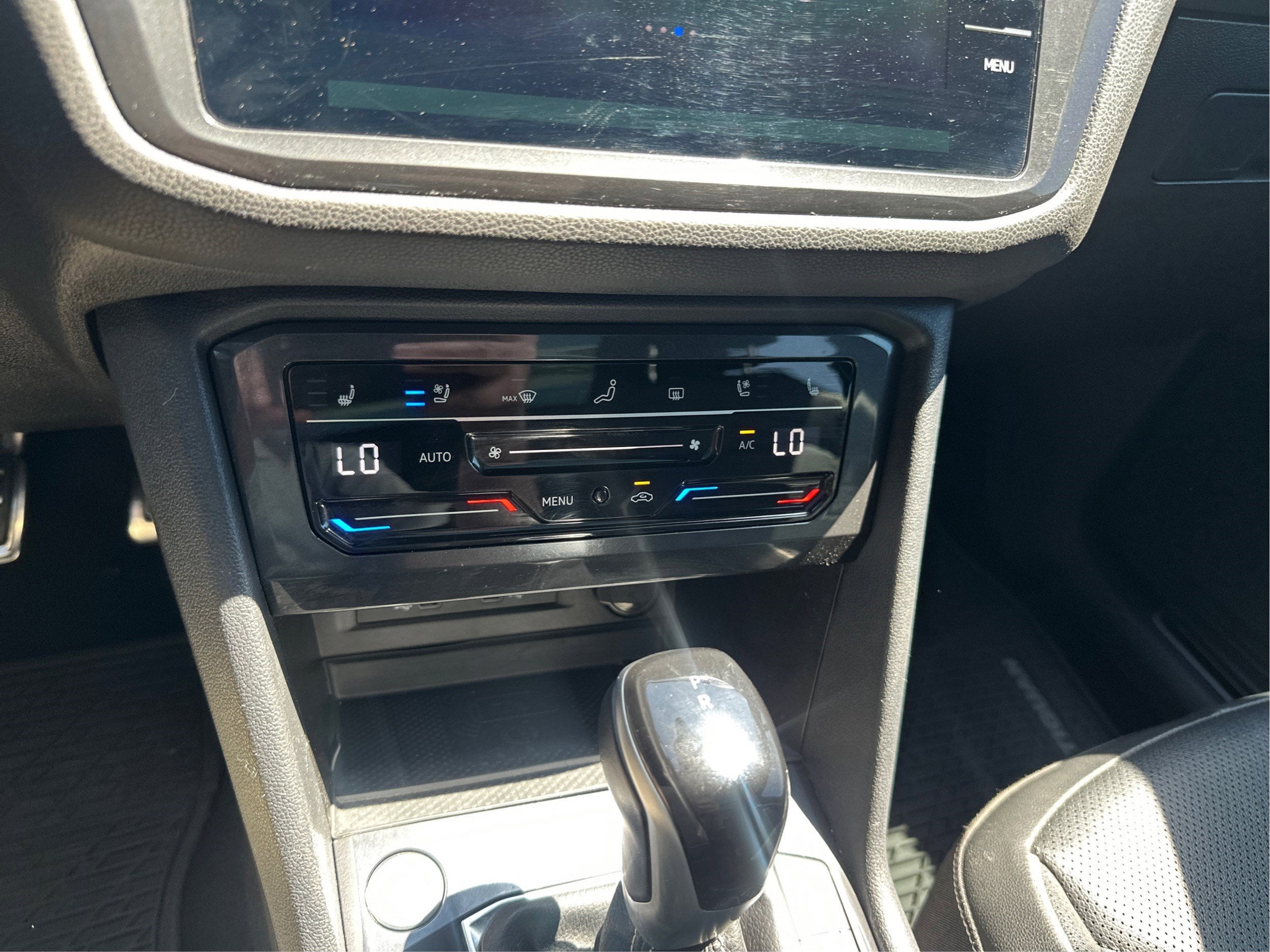 2023 Volkswagen Tiguan SEL R-Line