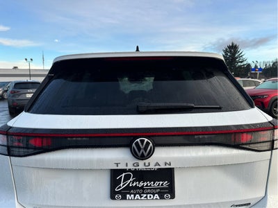 2025 Volkswagen Tiguan SEL R-Line