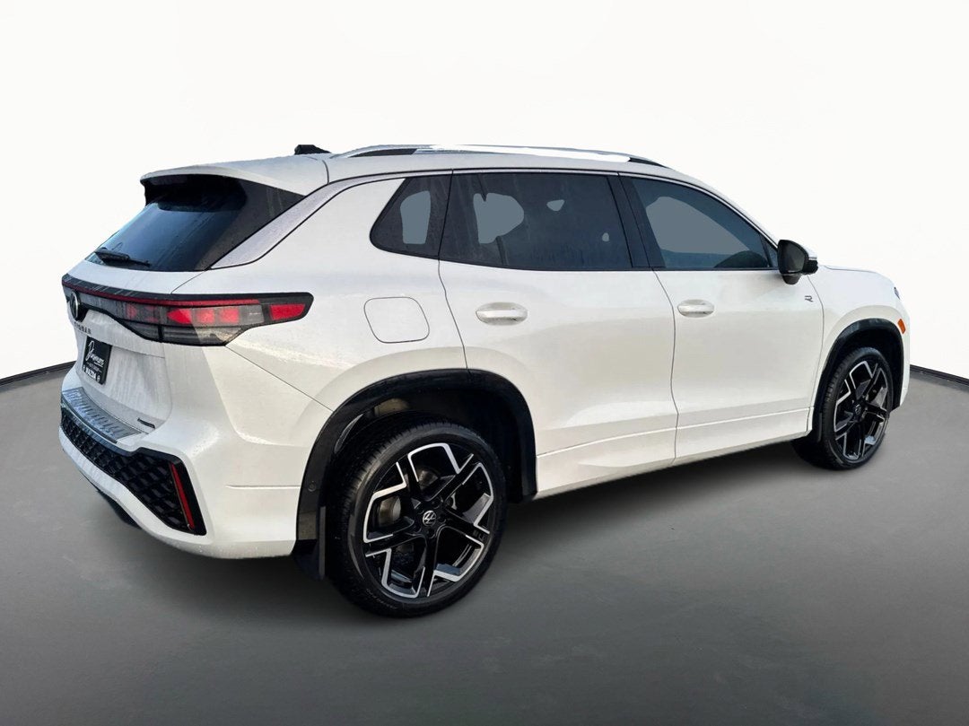 2025 Volkswagen Tiguan SEL R-Line