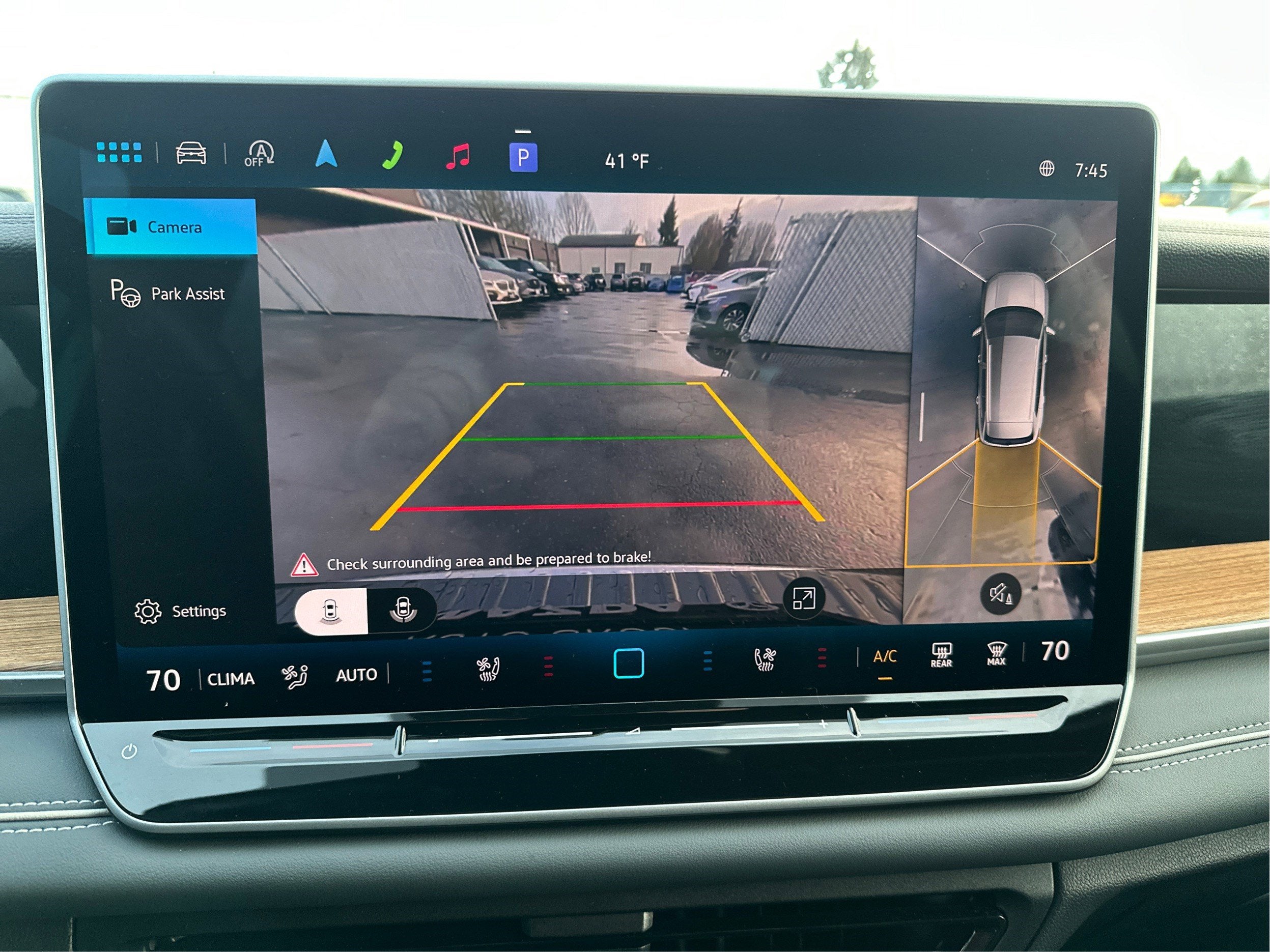 2025 Volkswagen Tiguan SEL R-Line