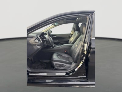 2018 Toyota Camry Hybrid SE