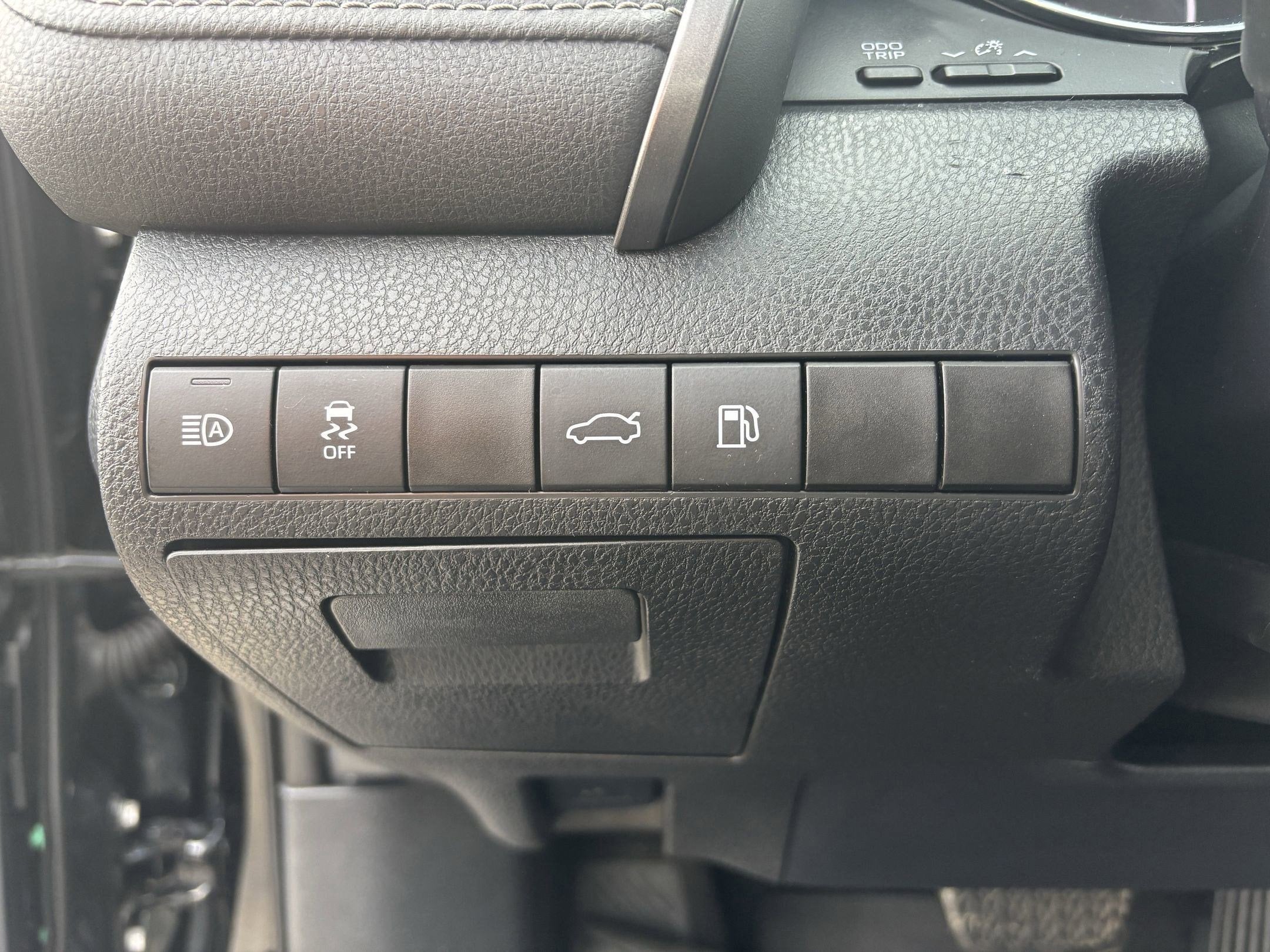 2018 Toyota Camry Hybrid SE