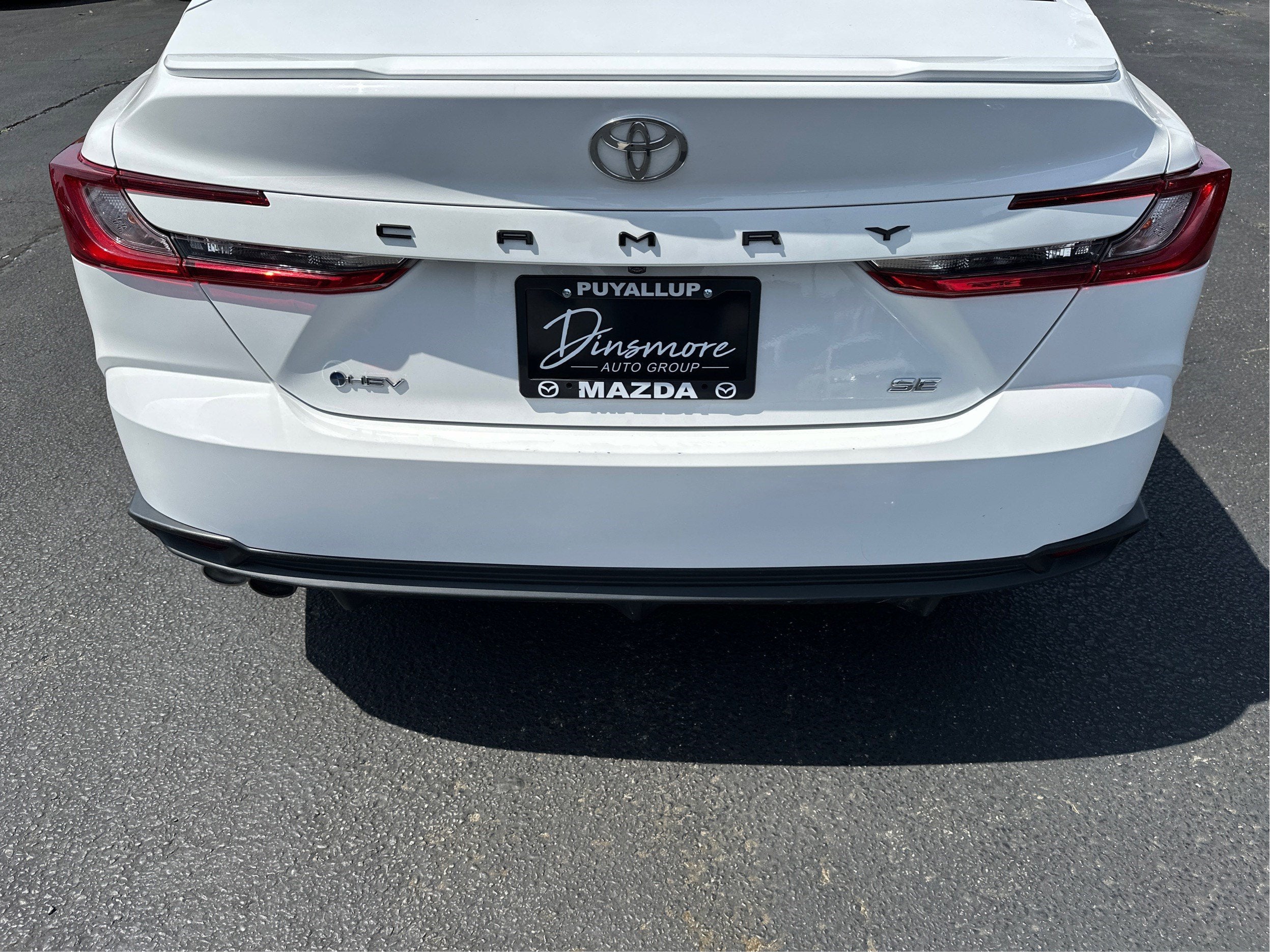 2025 Toyota Camry SE