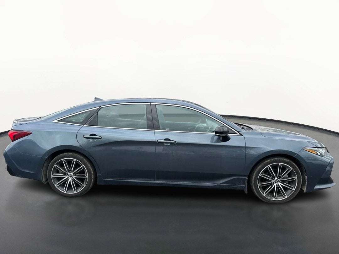 2021 Toyota Avalon XSE Nightshade