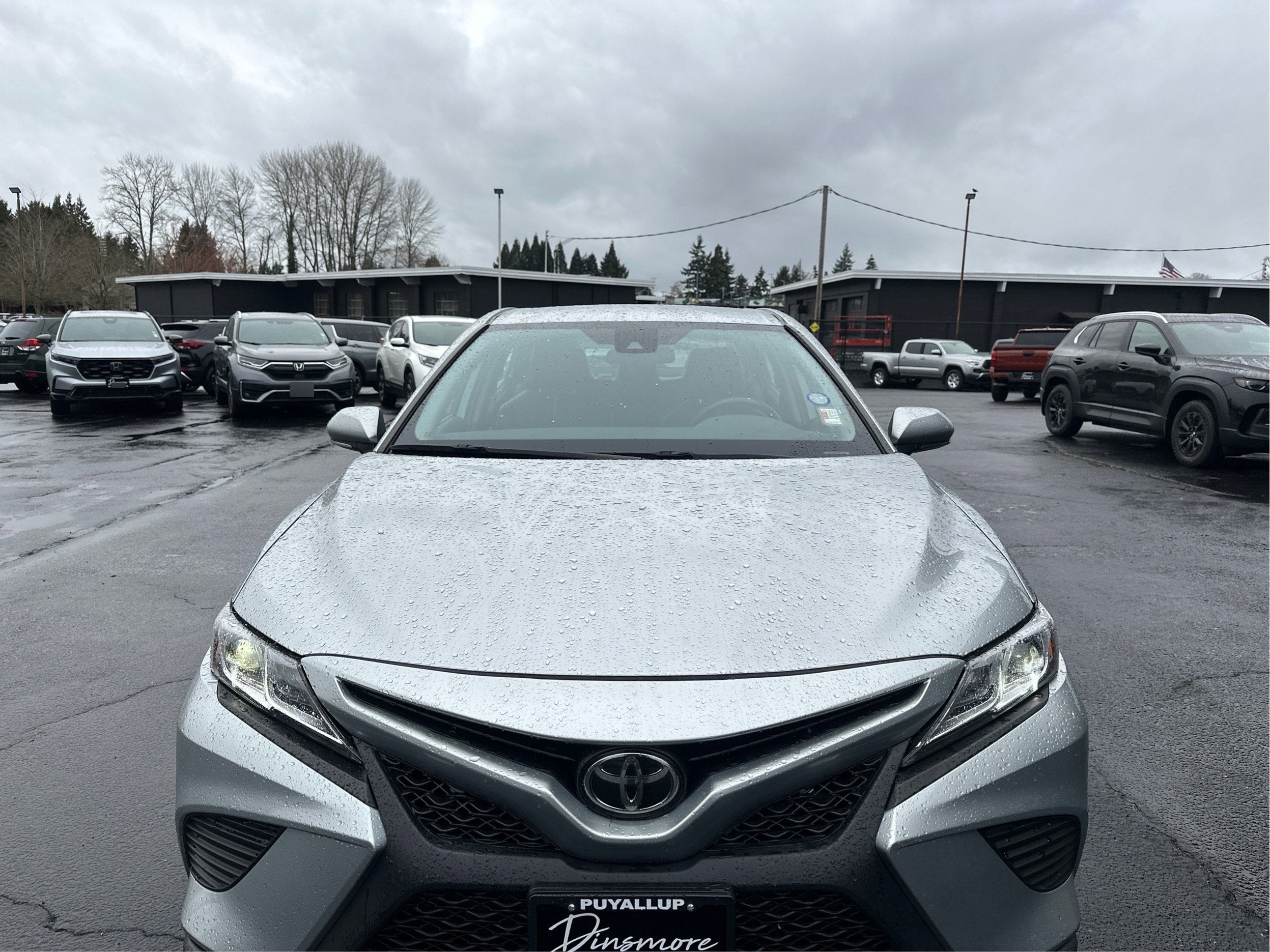 2020 Toyota Camry SE