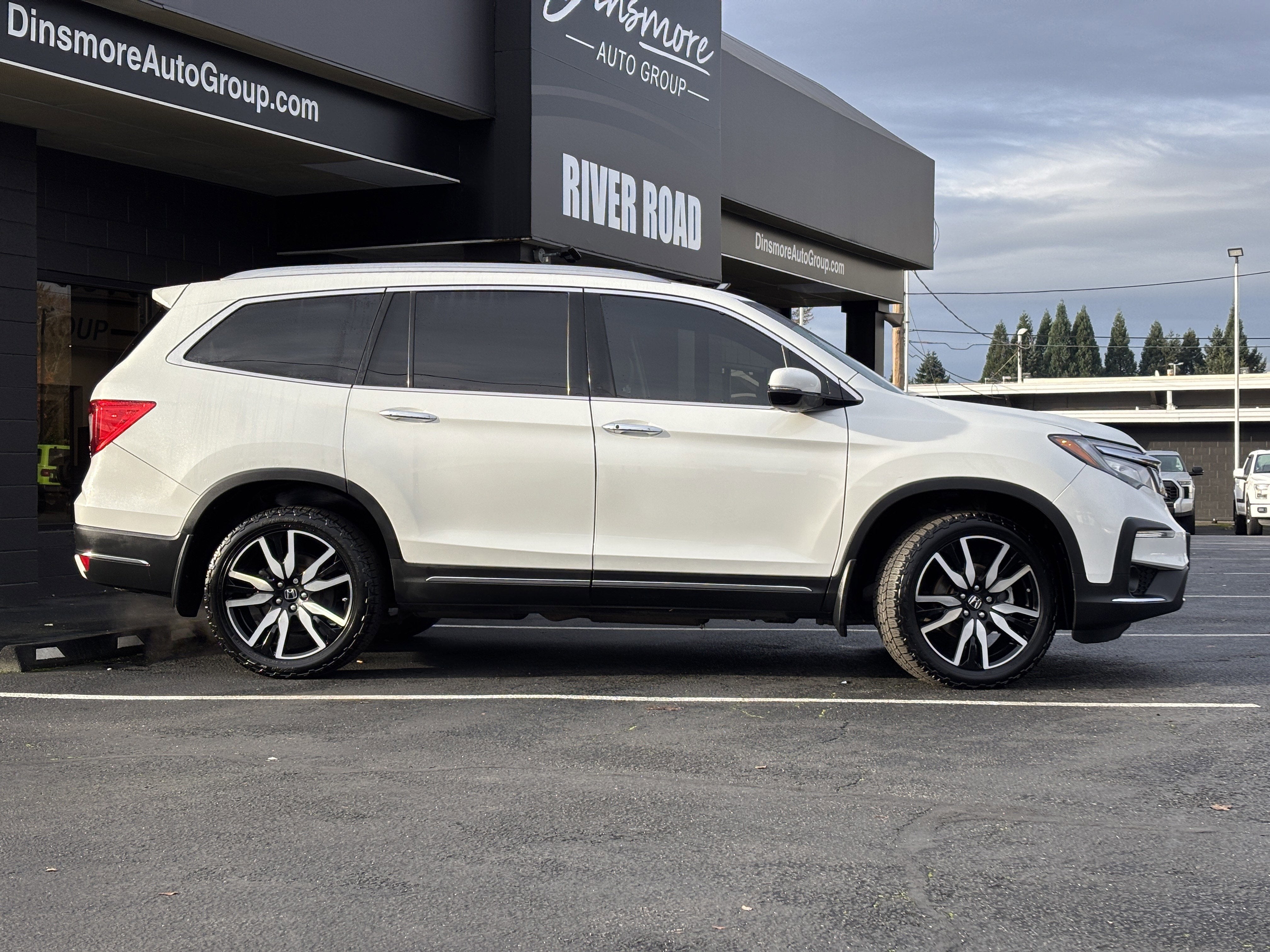 2022 Honda Pilot Touring 7-Passenger AWD