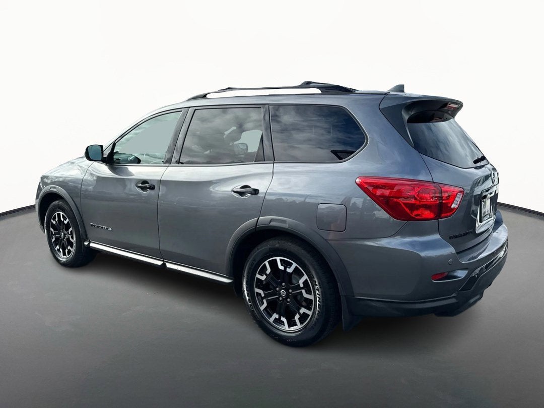 2020 Nissan Pathfinder SV