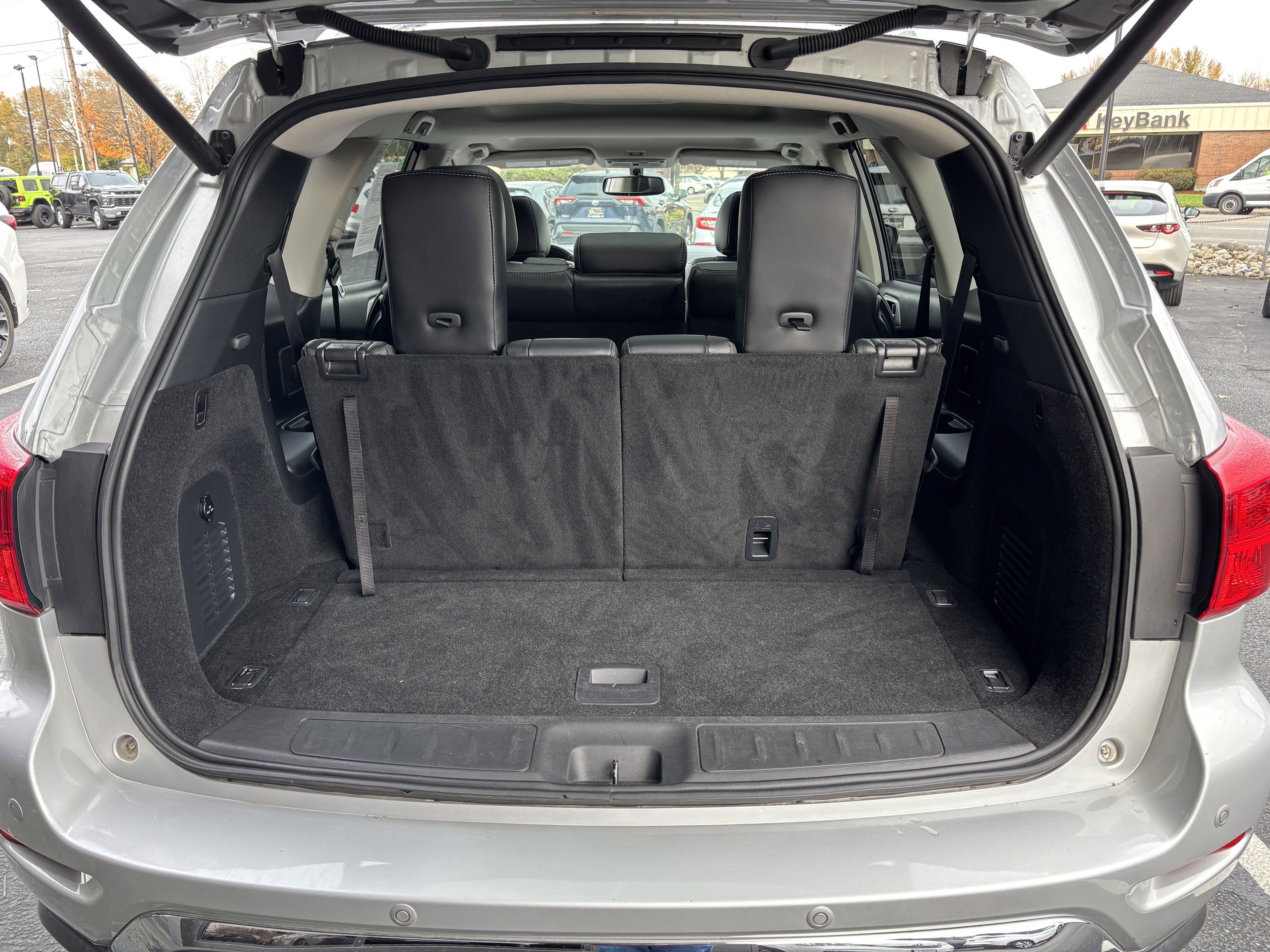 2019 Nissan Pathfinder Platinum 4WD