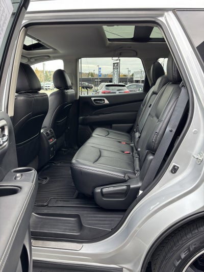2019 Nissan Pathfinder Platinum 4WD