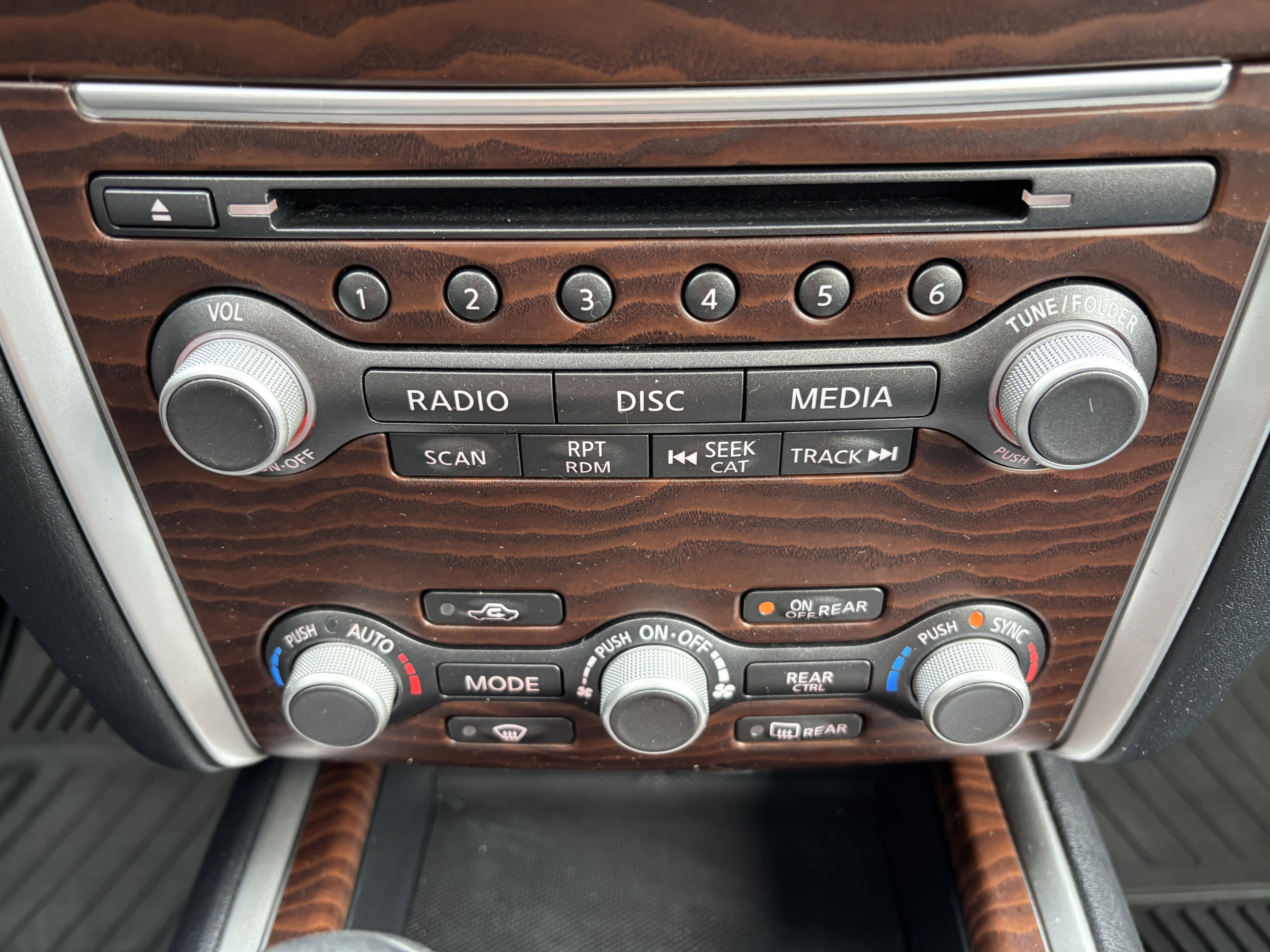 2019 Nissan Pathfinder Platinum 4WD