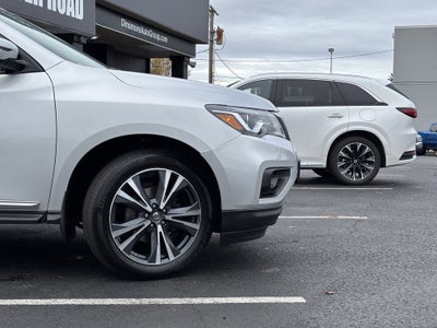 2019 Nissan Pathfinder Platinum 4WD