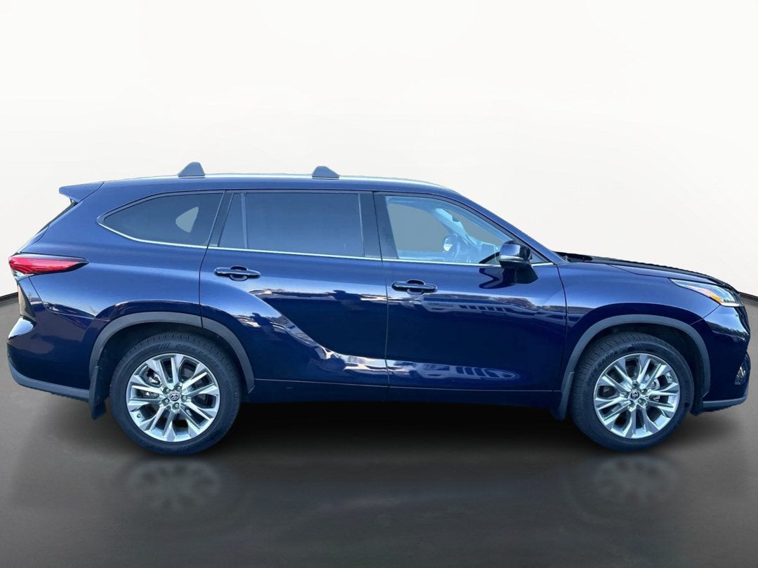 2022 Toyota Highlander Limited
