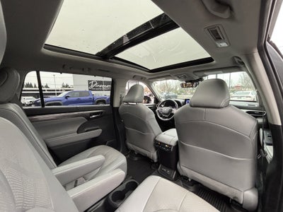 2022 Toyota Highlander Platinum AWD