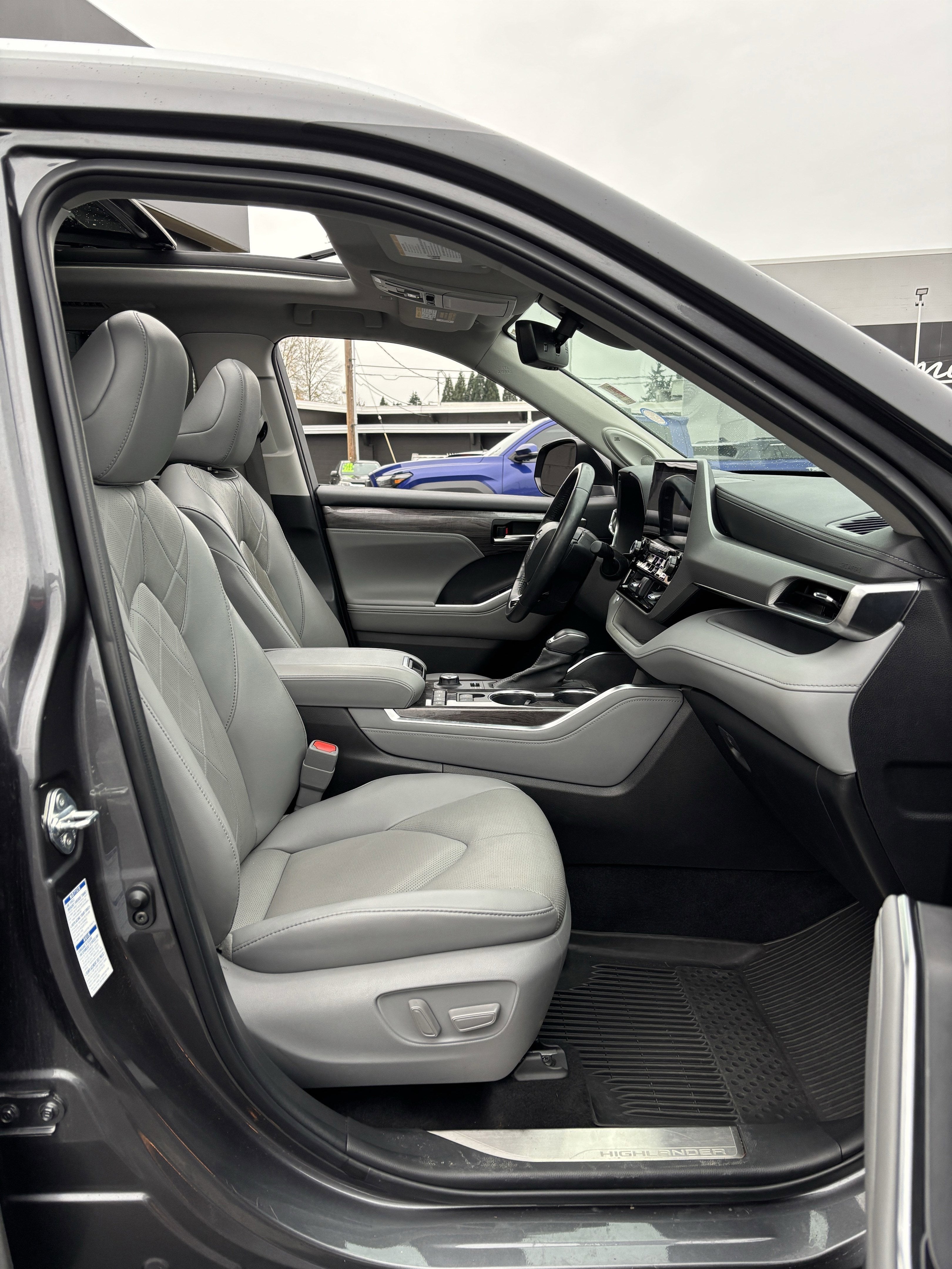 2022 Toyota Highlander Platinum AWD