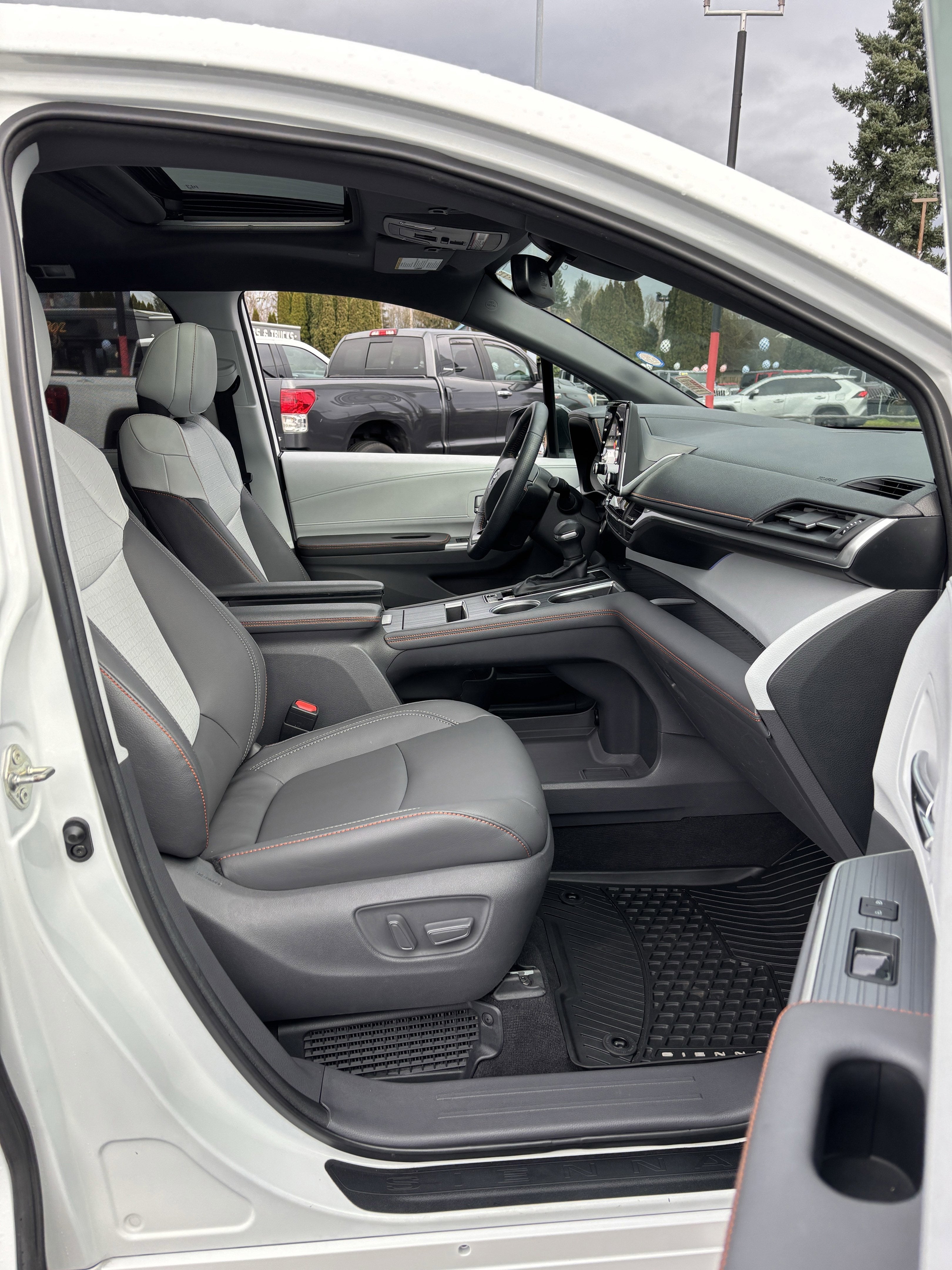 2021 Toyota Sienna XSE