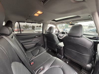 2022 Toyota Highlander XLE AWD