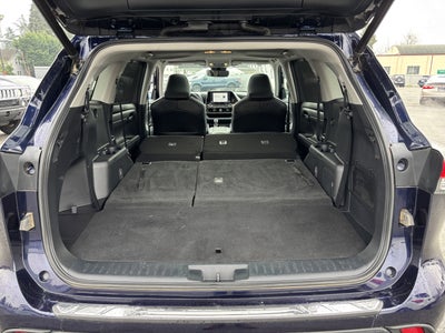 2022 Toyota Highlander XLE AWD