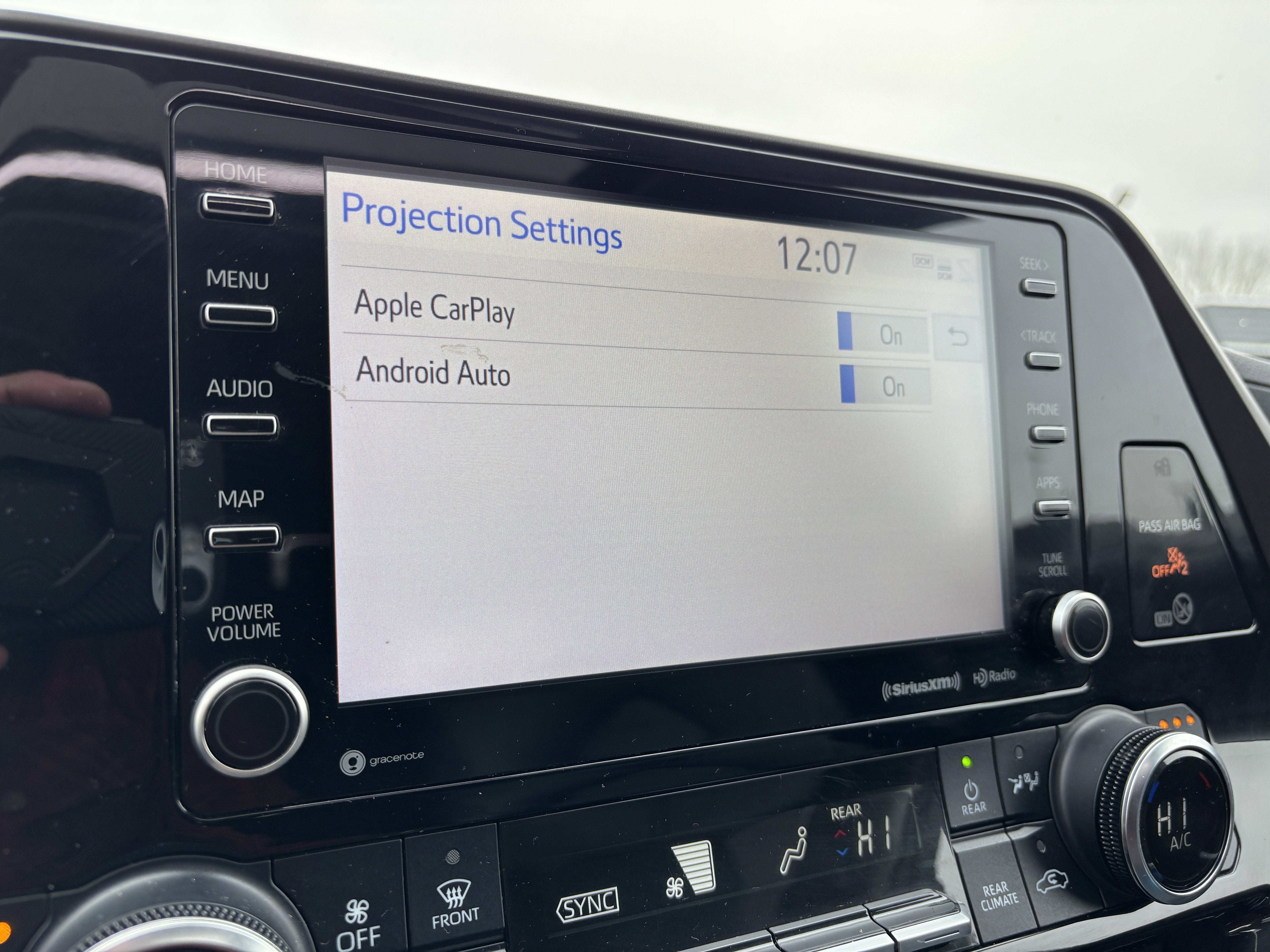 2022 Toyota Highlander XLE AWD