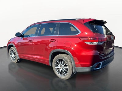 2017 Toyota Highlander SE