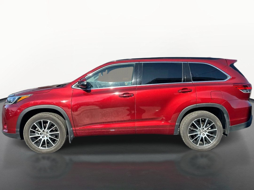 2017 Toyota Highlander SE