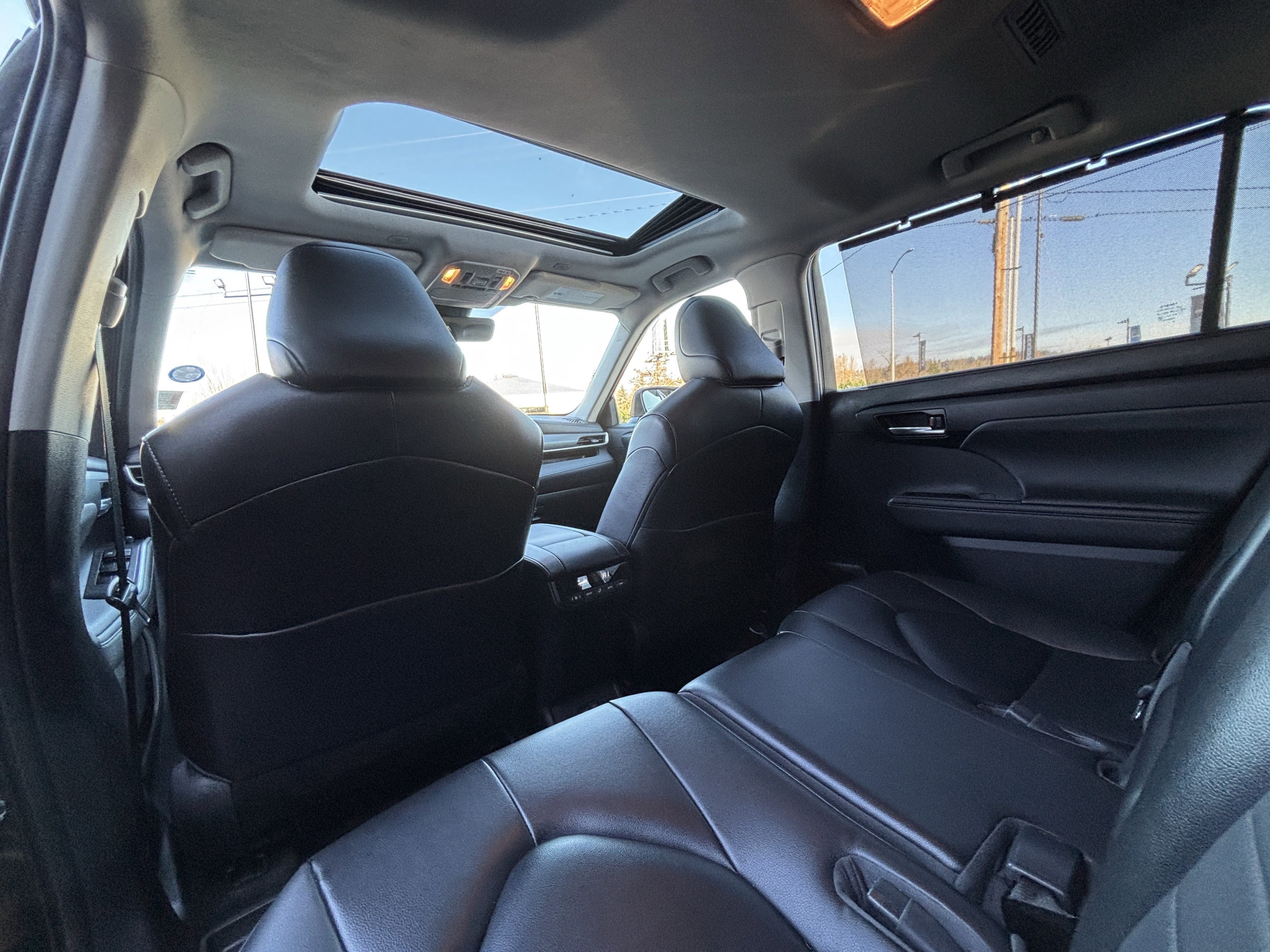 2023 Toyota Highlander Hybrid XLE AWD