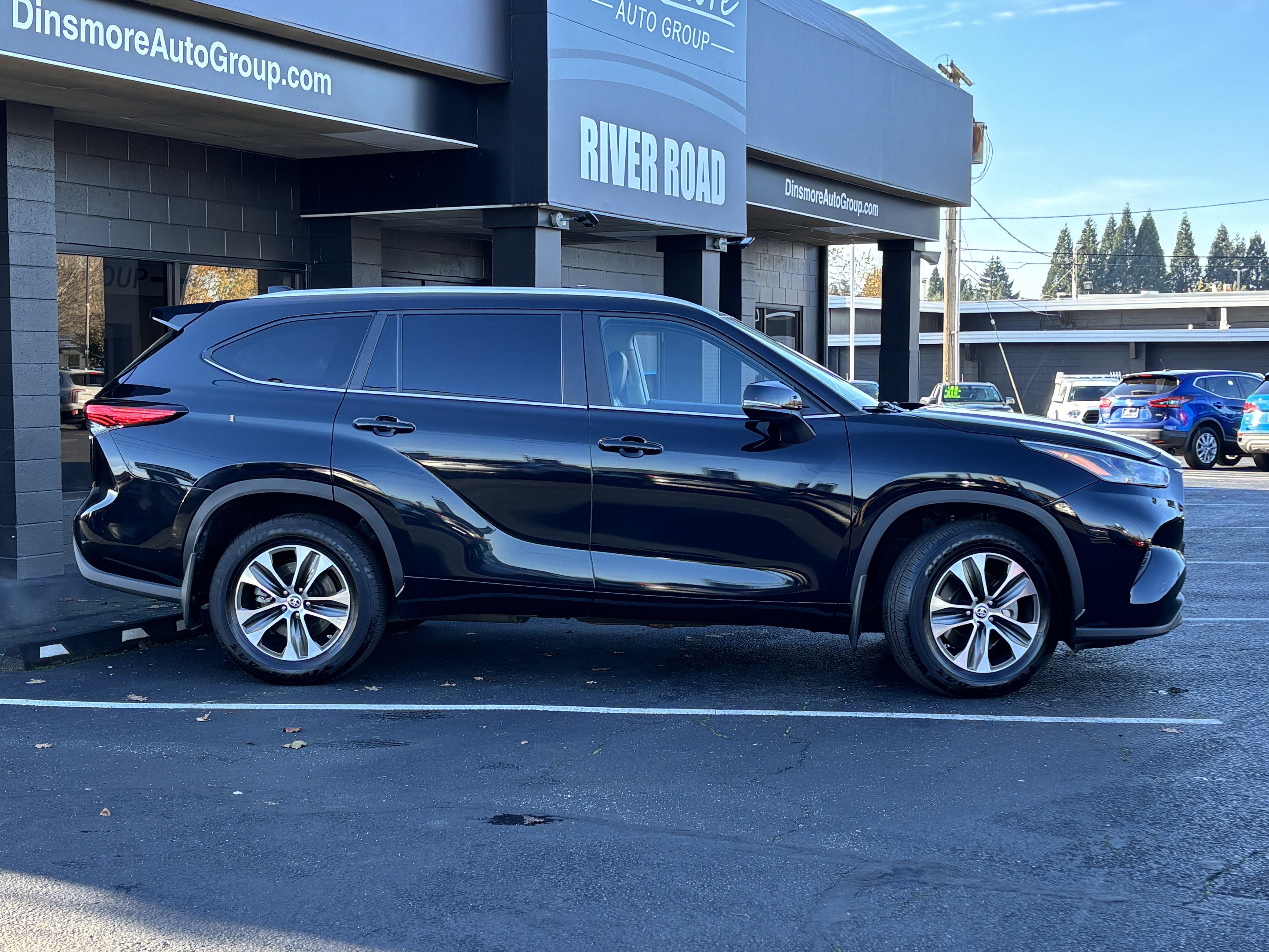 2023 Toyota Highlander Hybrid XLE AWD