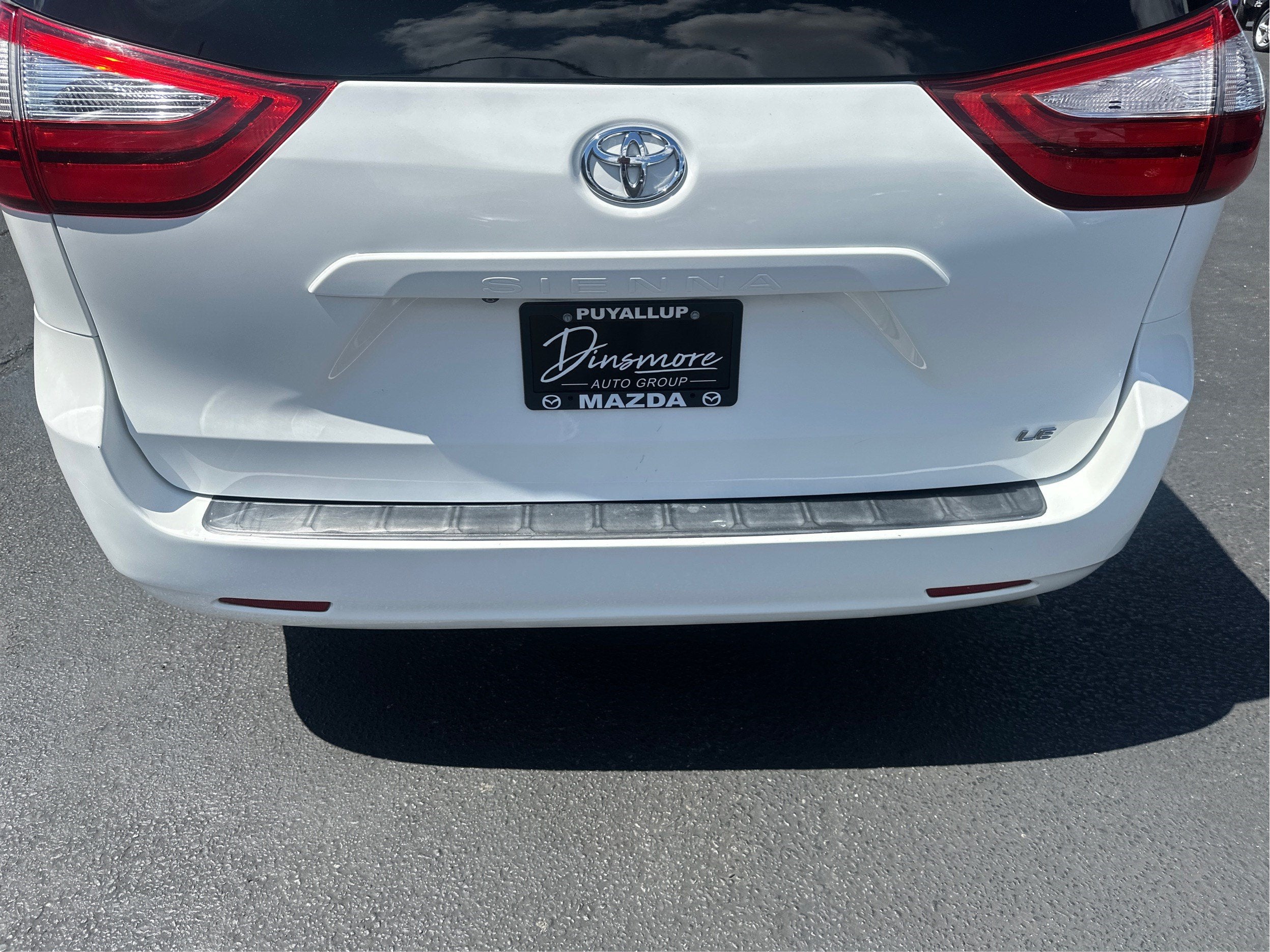 2017 Toyota Sienna LE