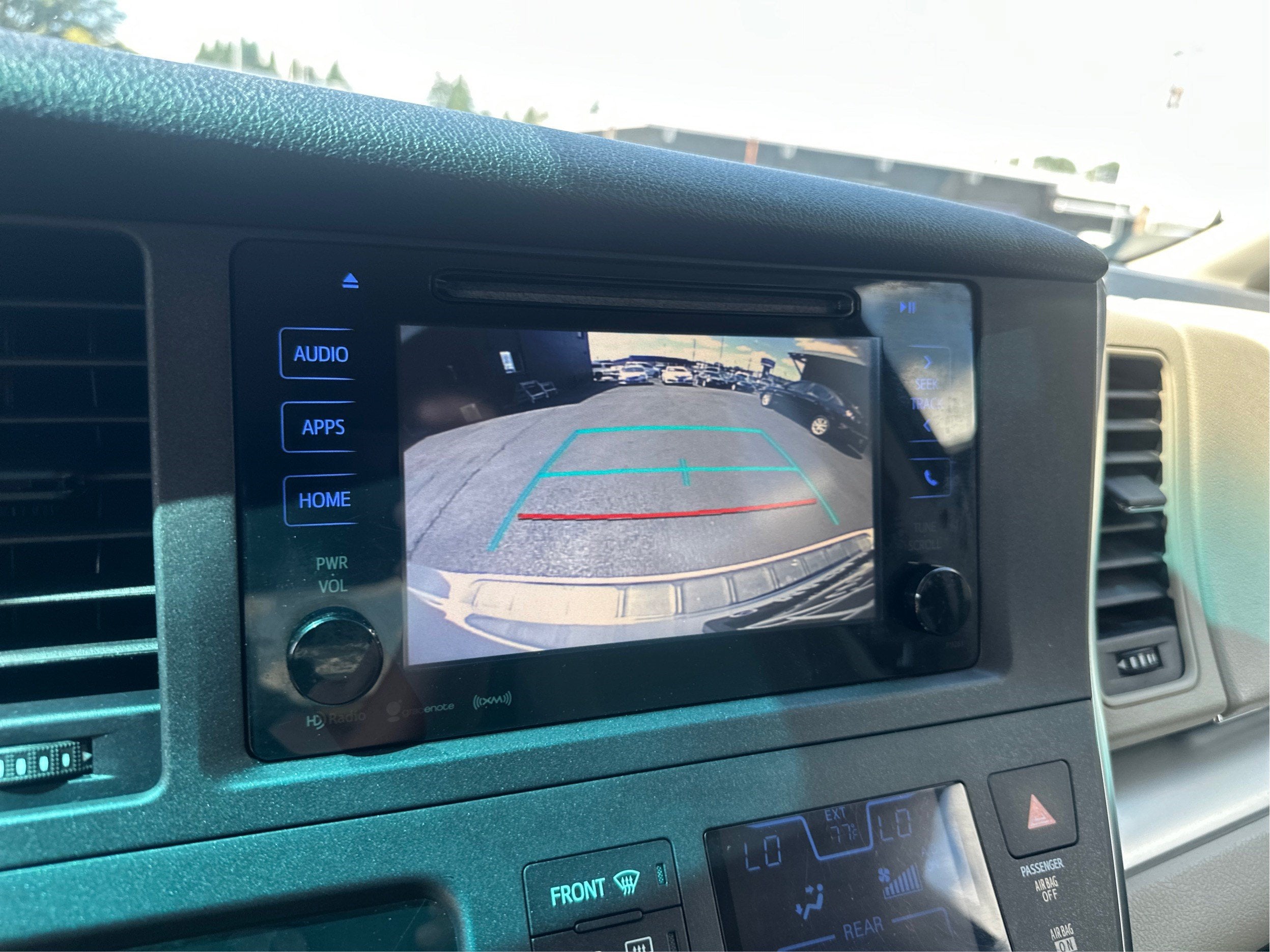 2017 Toyota Sienna LE