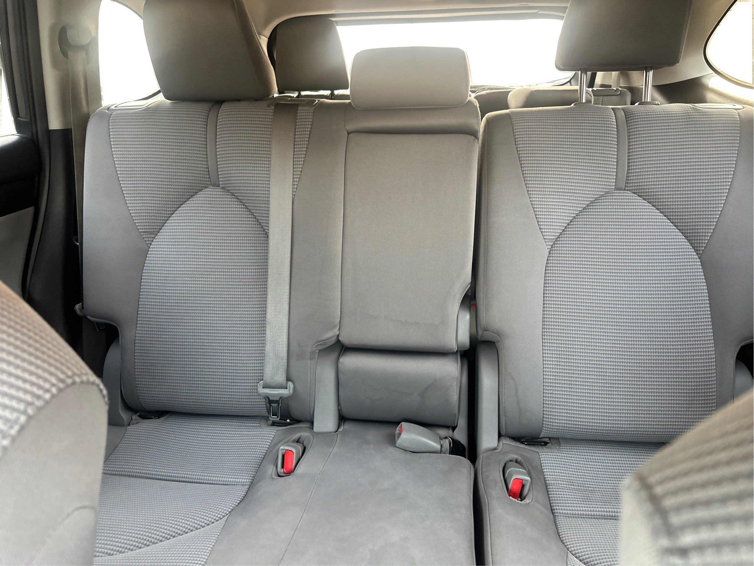 2020 Toyota Highlander LE