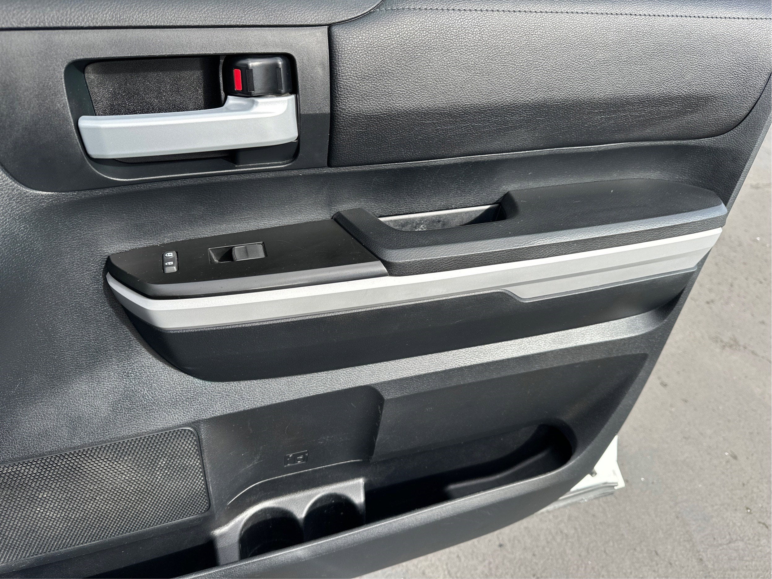 2018 Toyota Tundra 4WD SR5