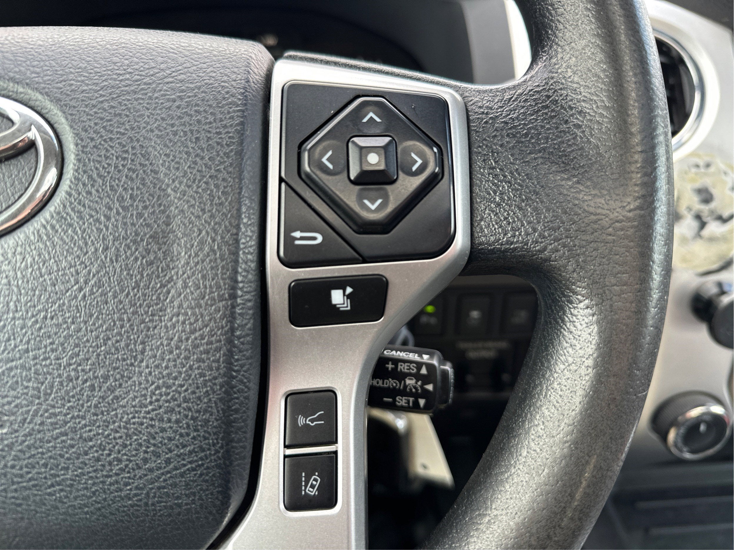 2018 Toyota Tundra 4WD SR5