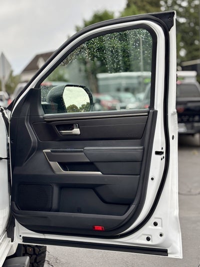 2022 Toyota Tundra 4WD SR5