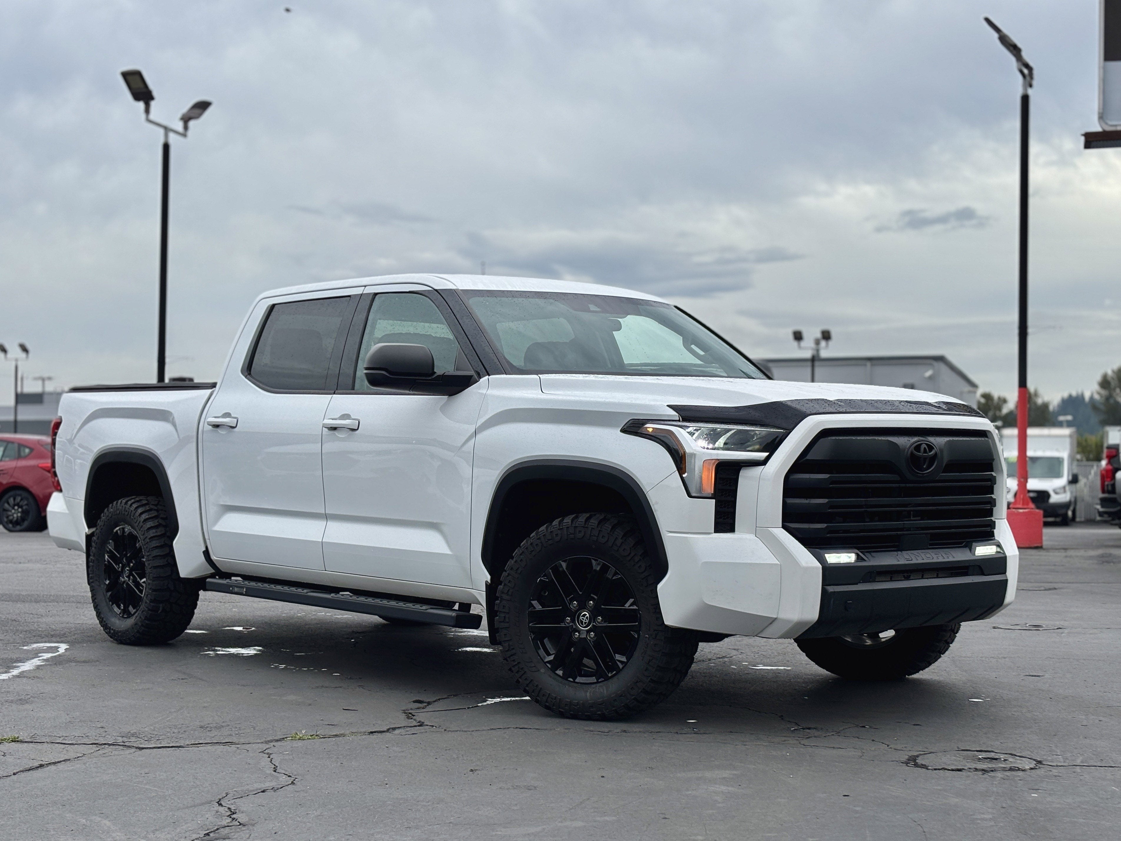 2022 Toyota Tundra 4WD SR5