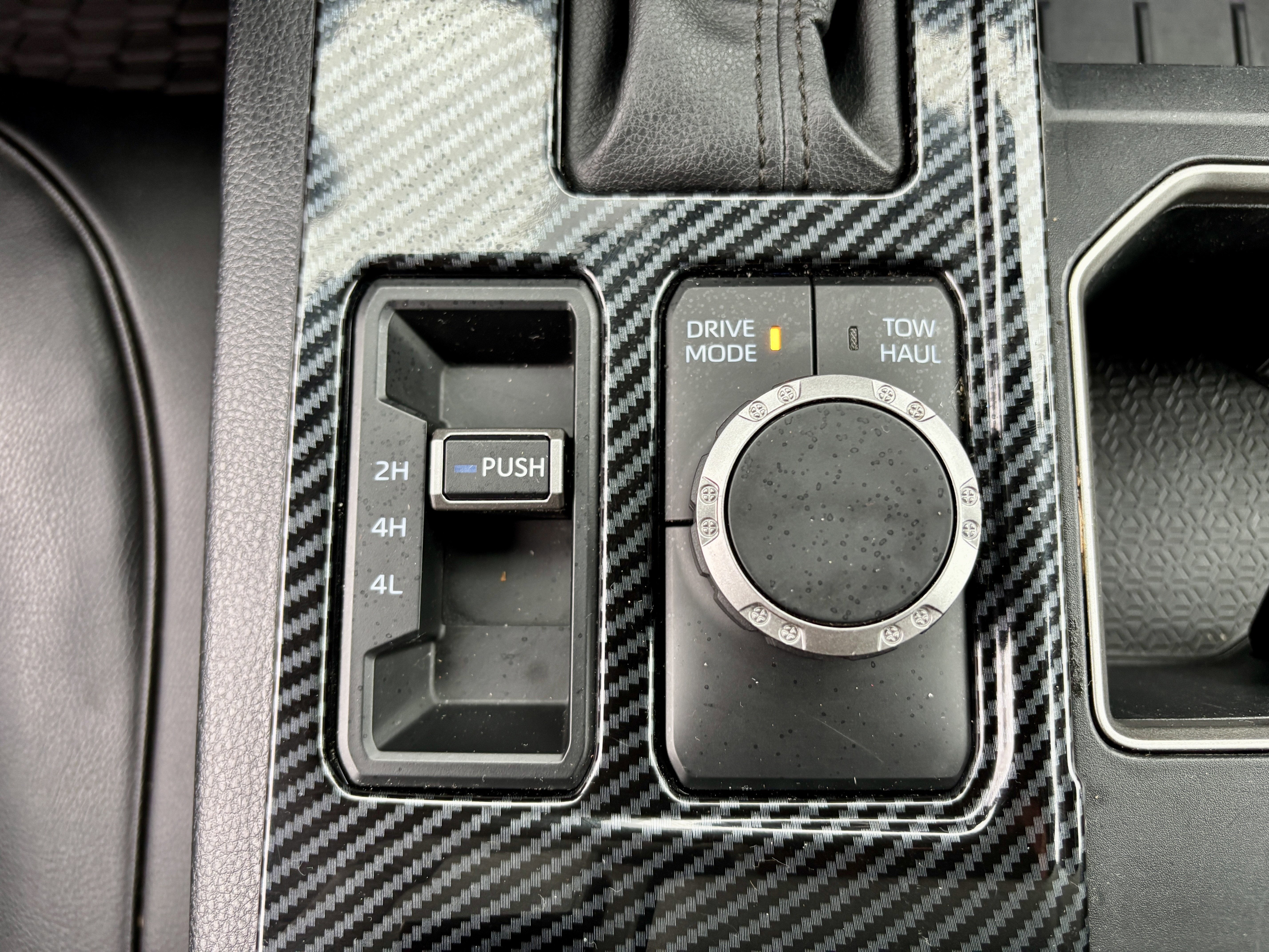 2022 Toyota Tundra 4WD SR5